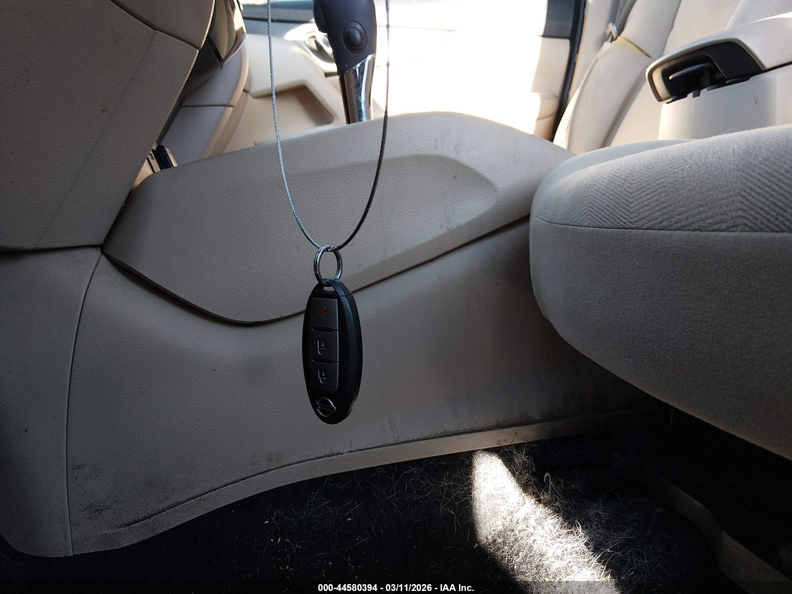 NISSAN ROGUE image 11
