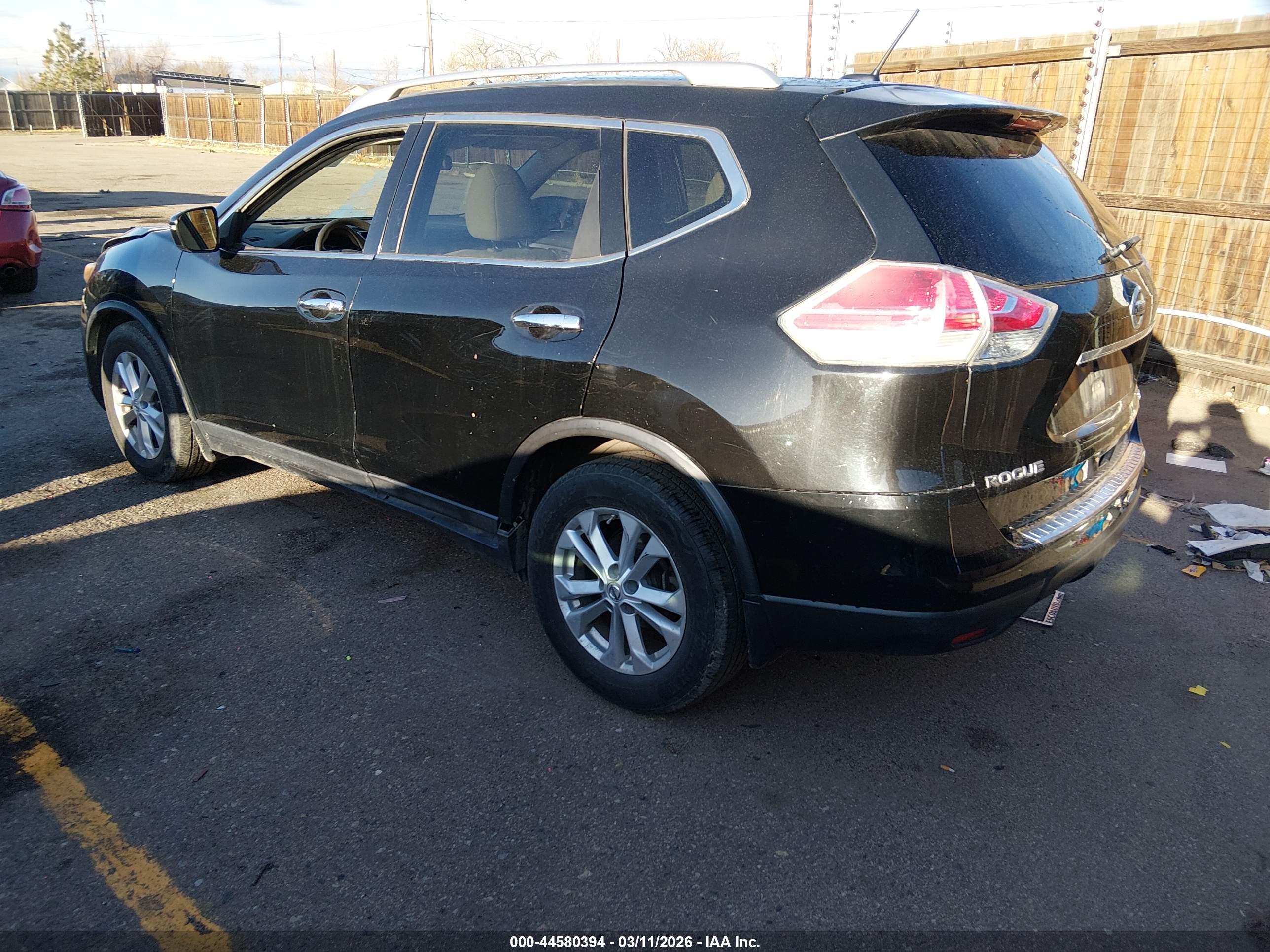 NISSAN ROGUE image 3
