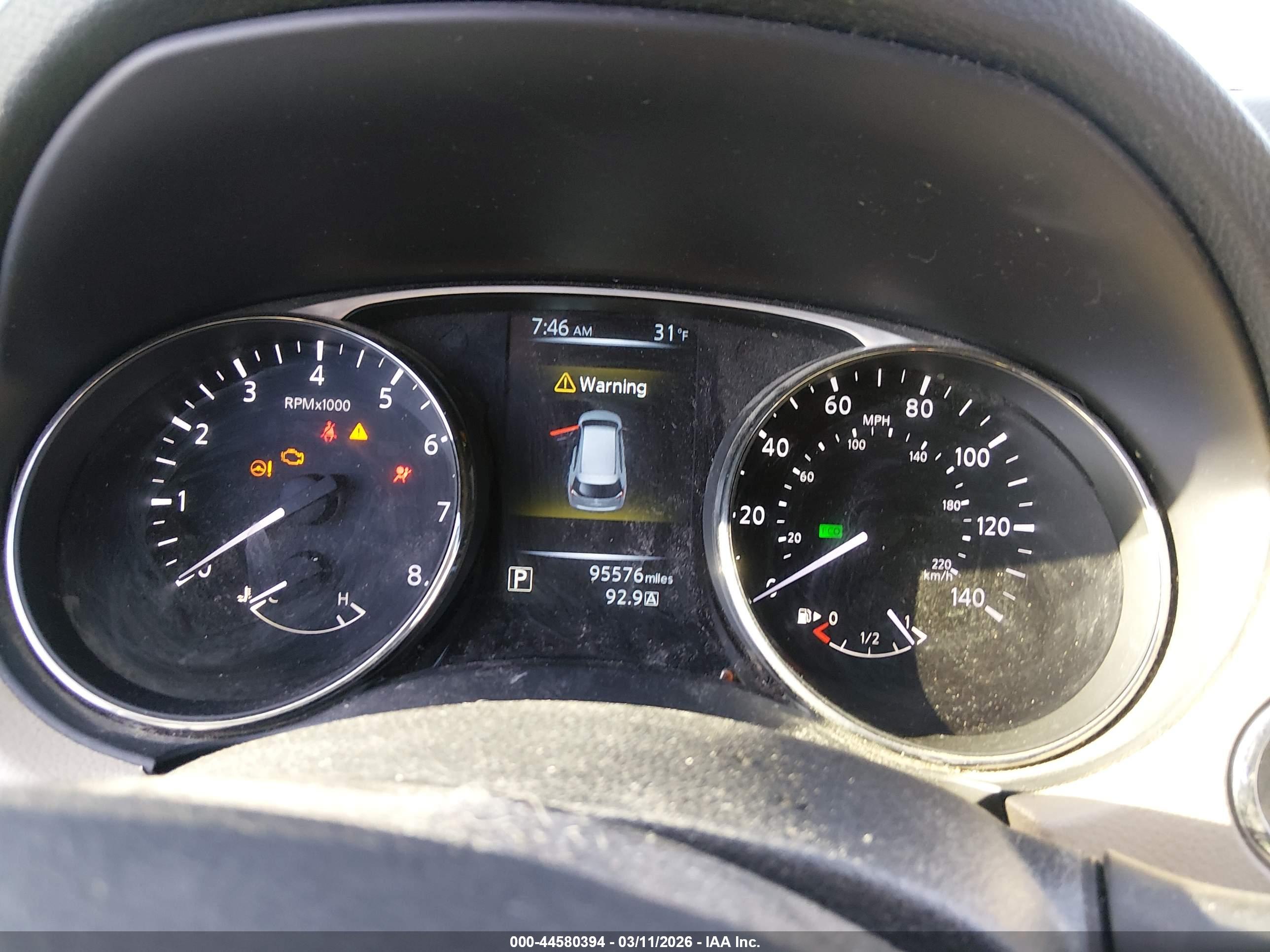 NISSAN ROGUE image 7