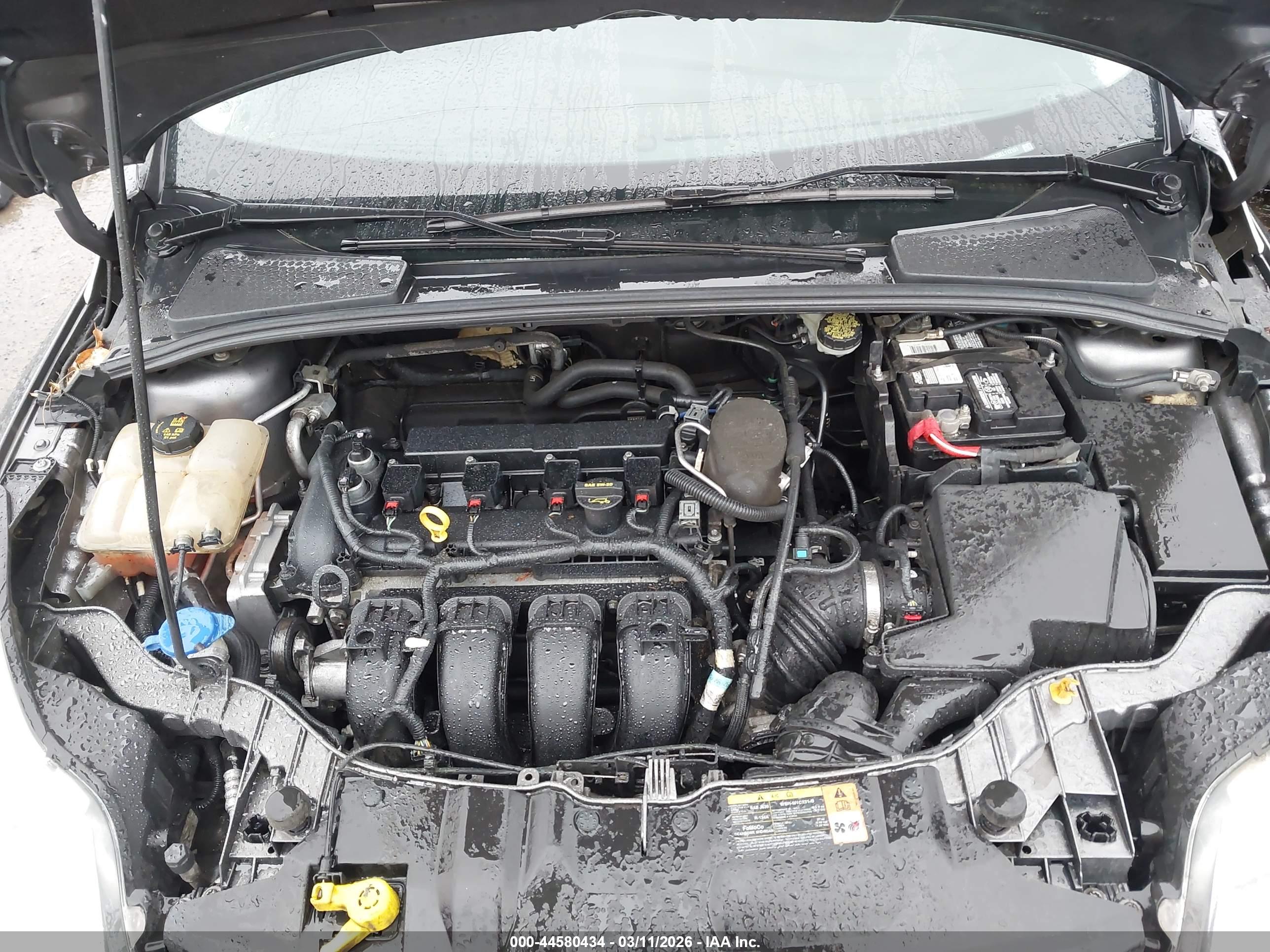 FORD FOCUS image 10