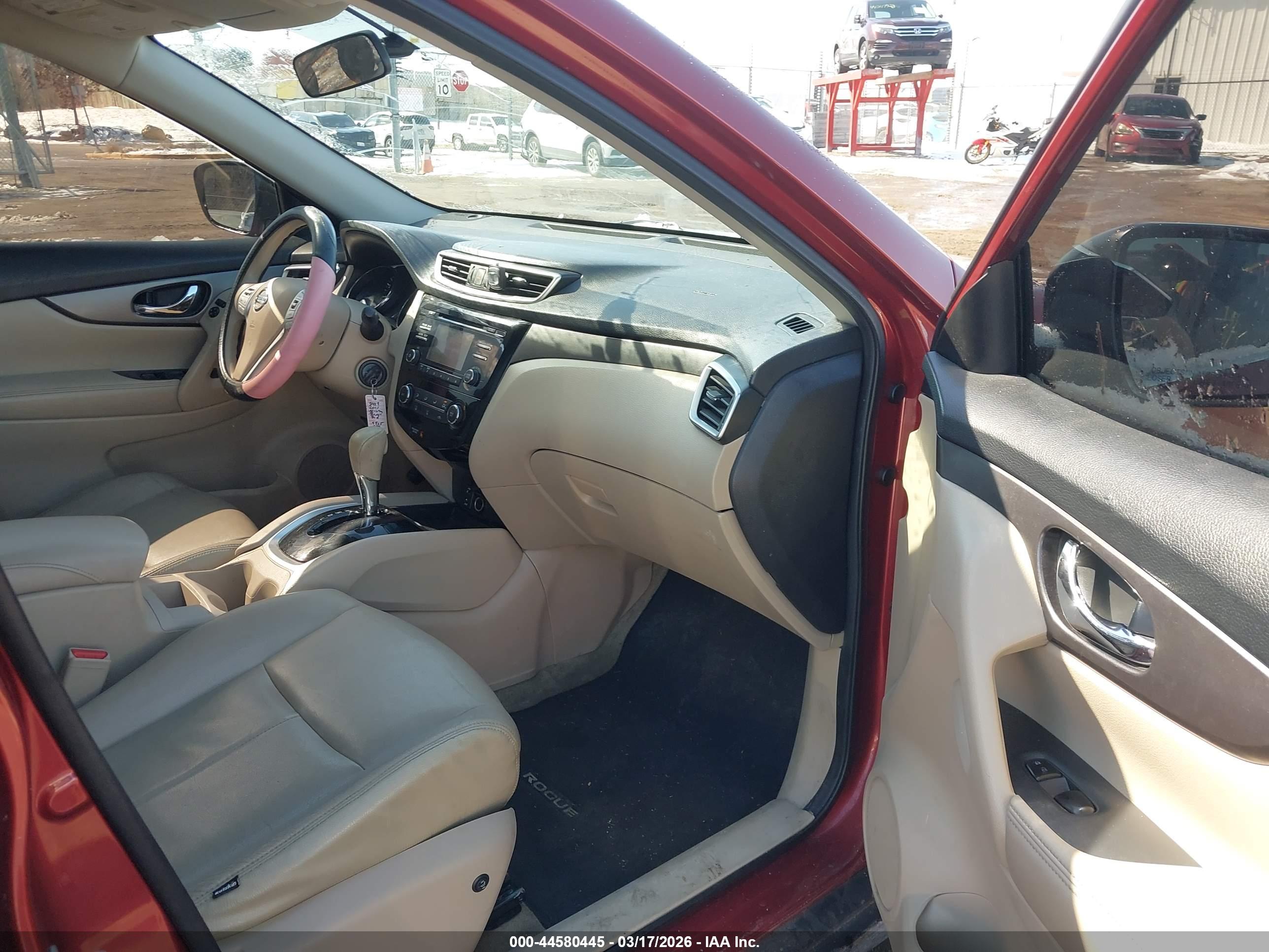 NISSAN ROGUE image 5