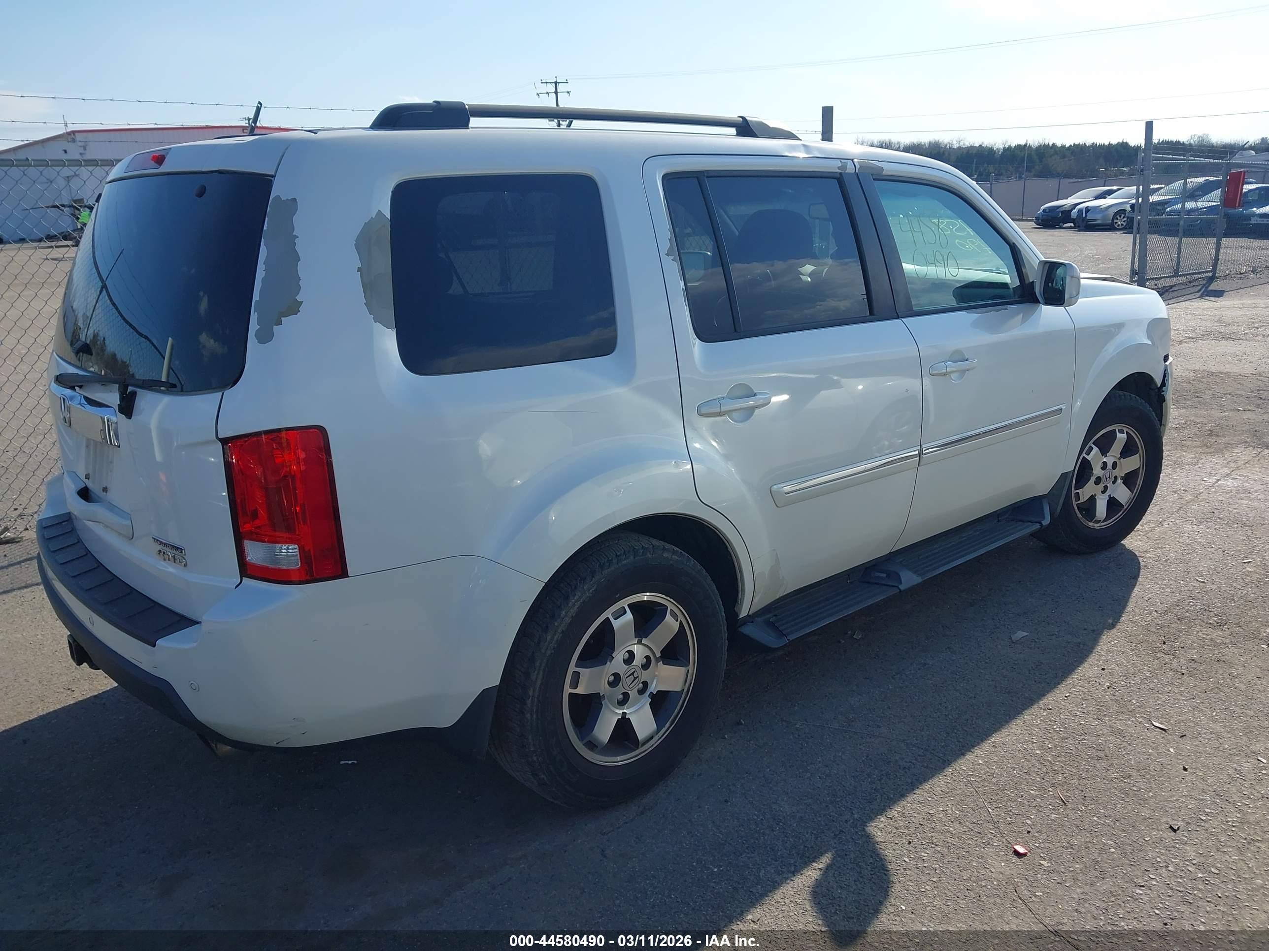 HONDA PILOT image 4
