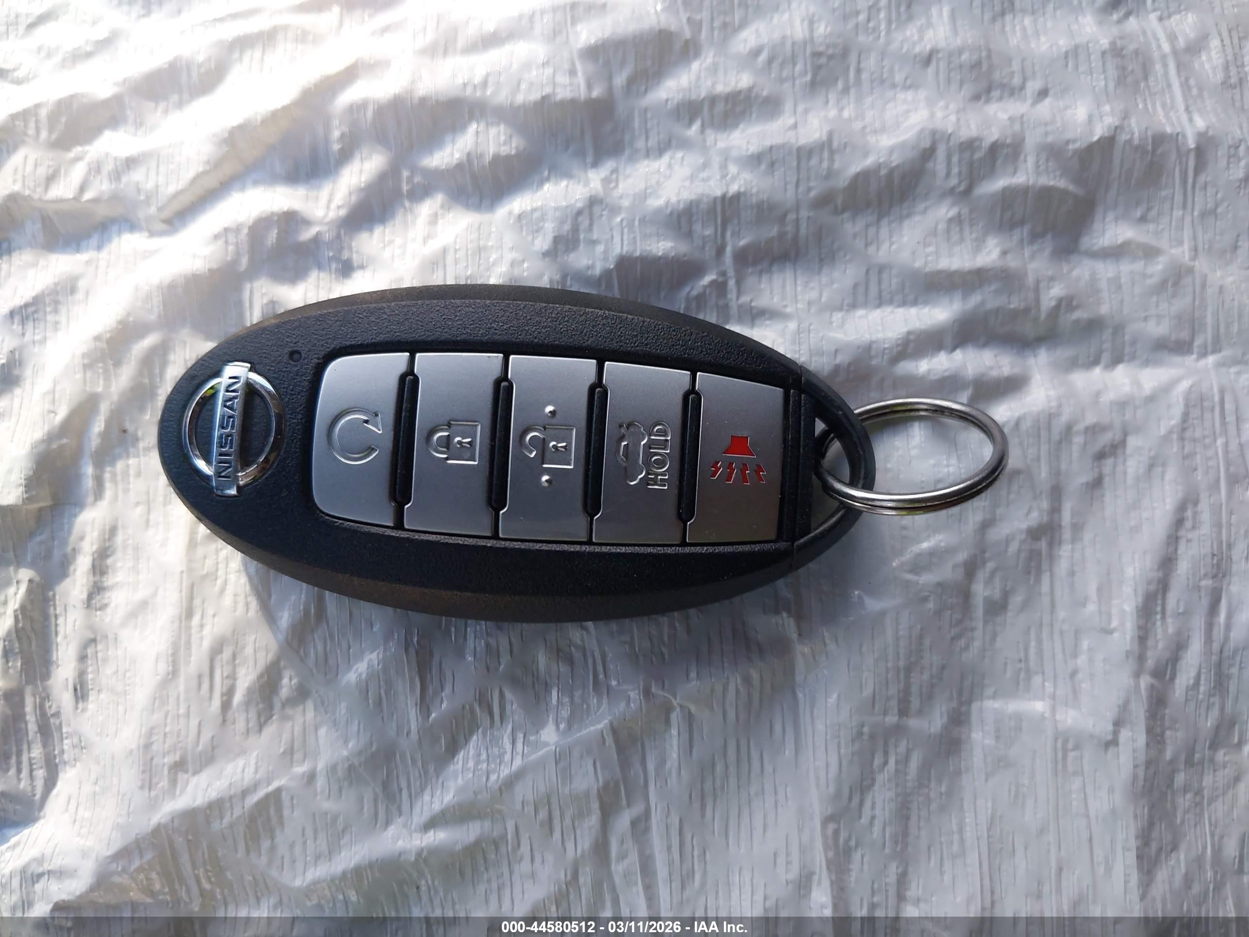 NISSAN ROGUE image 11