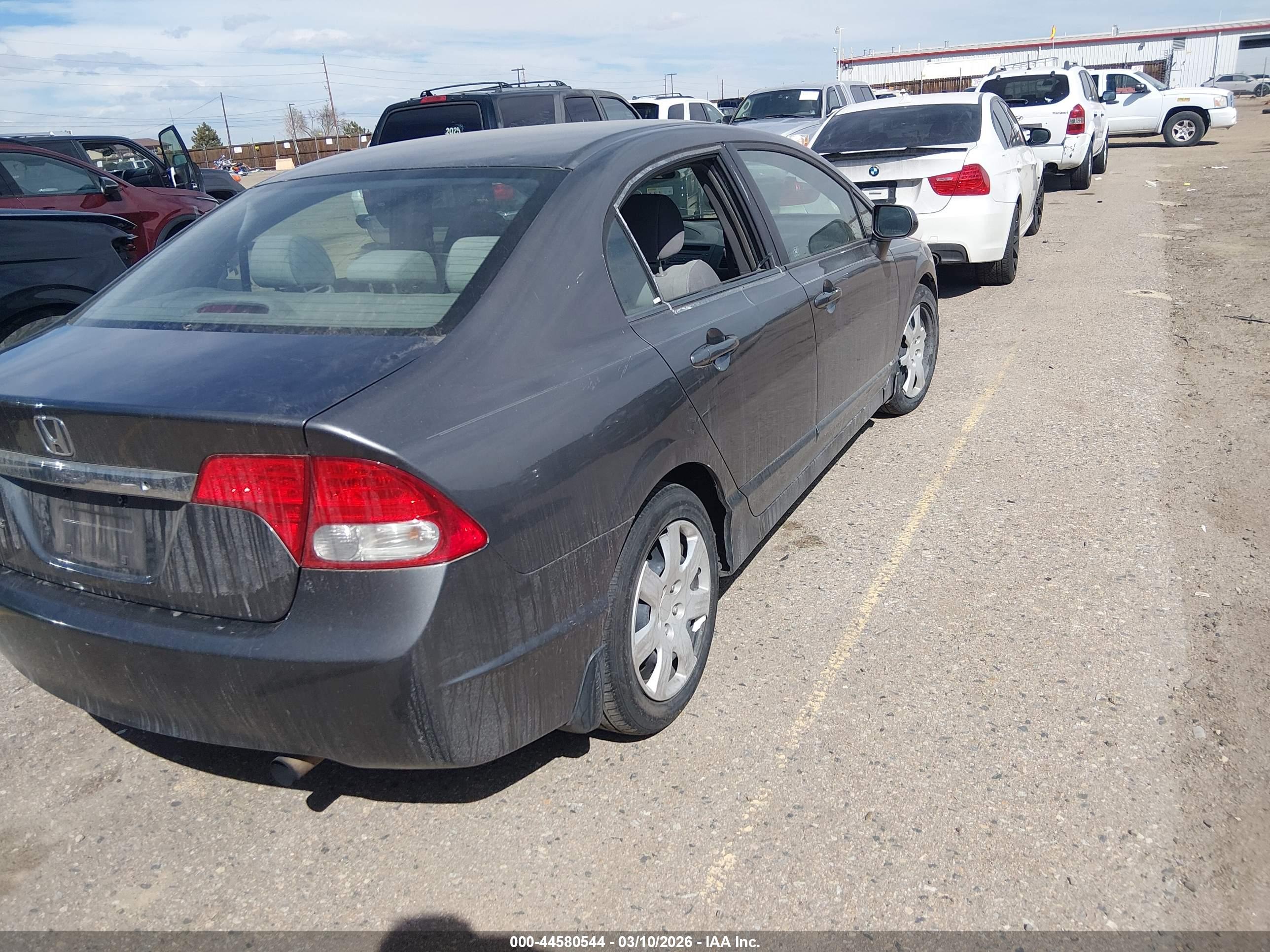 HONDA CIVIC image 4
