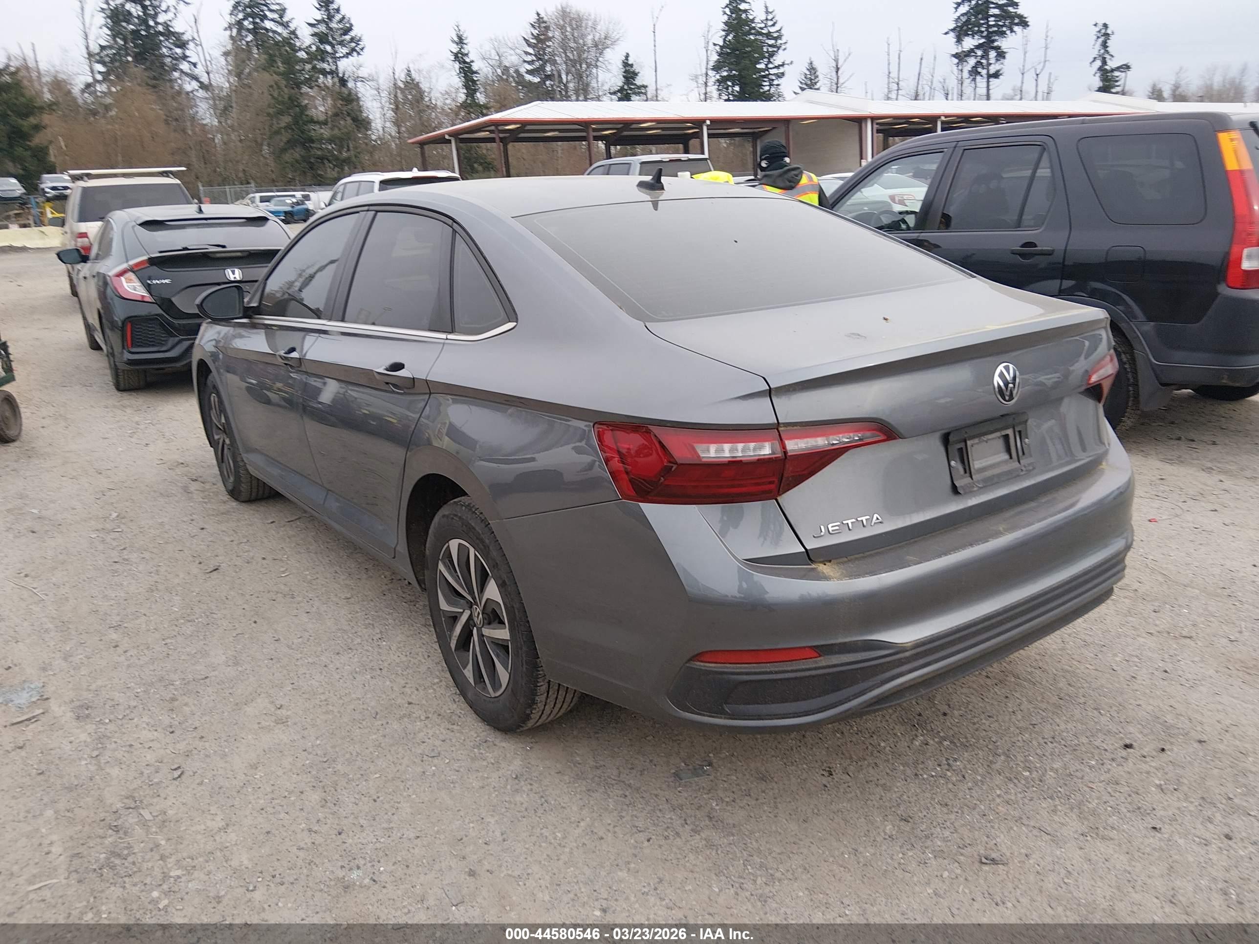 VOLKSWAGEN JETTA image 3