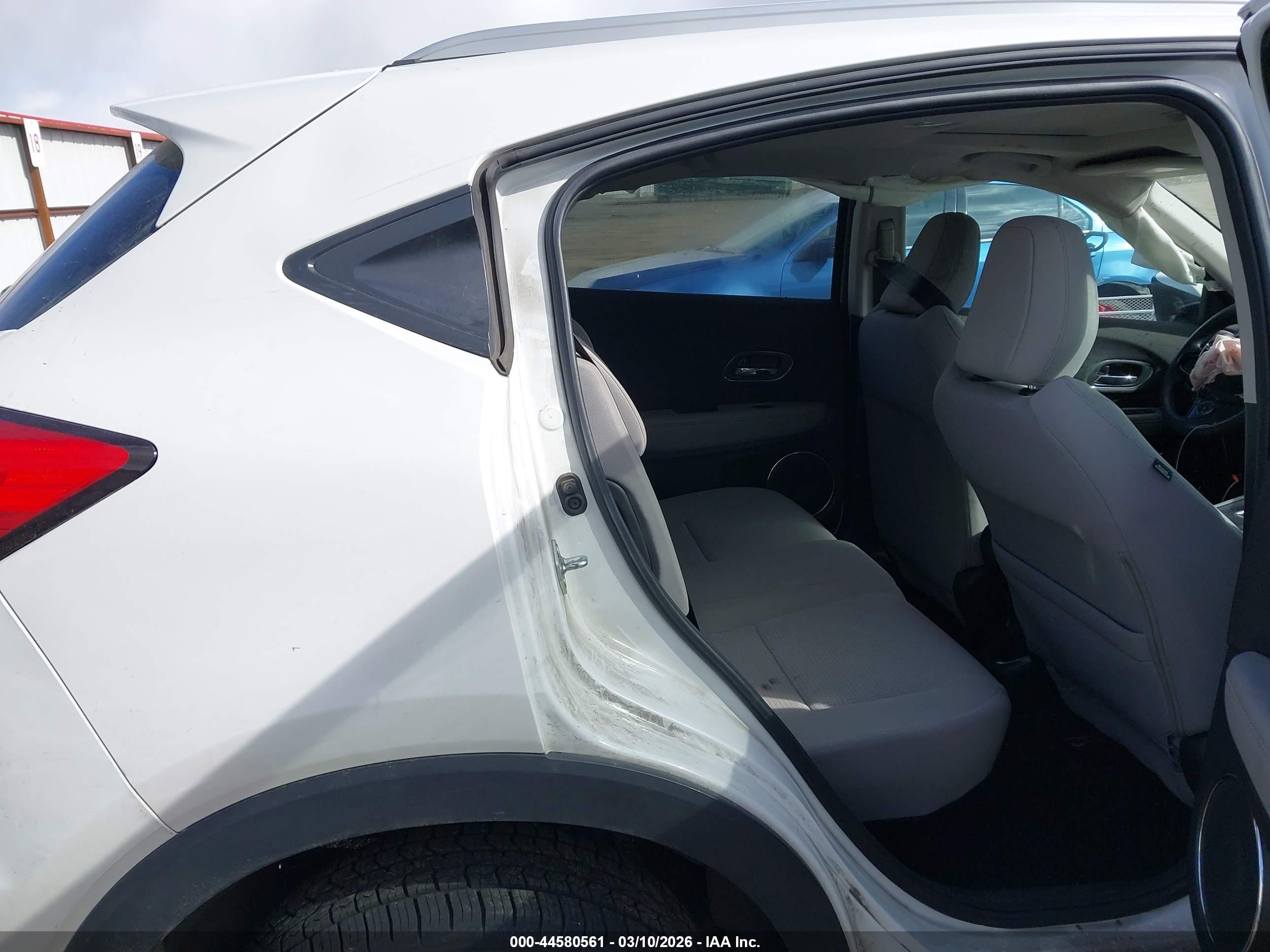 HONDA HR-V image 8
