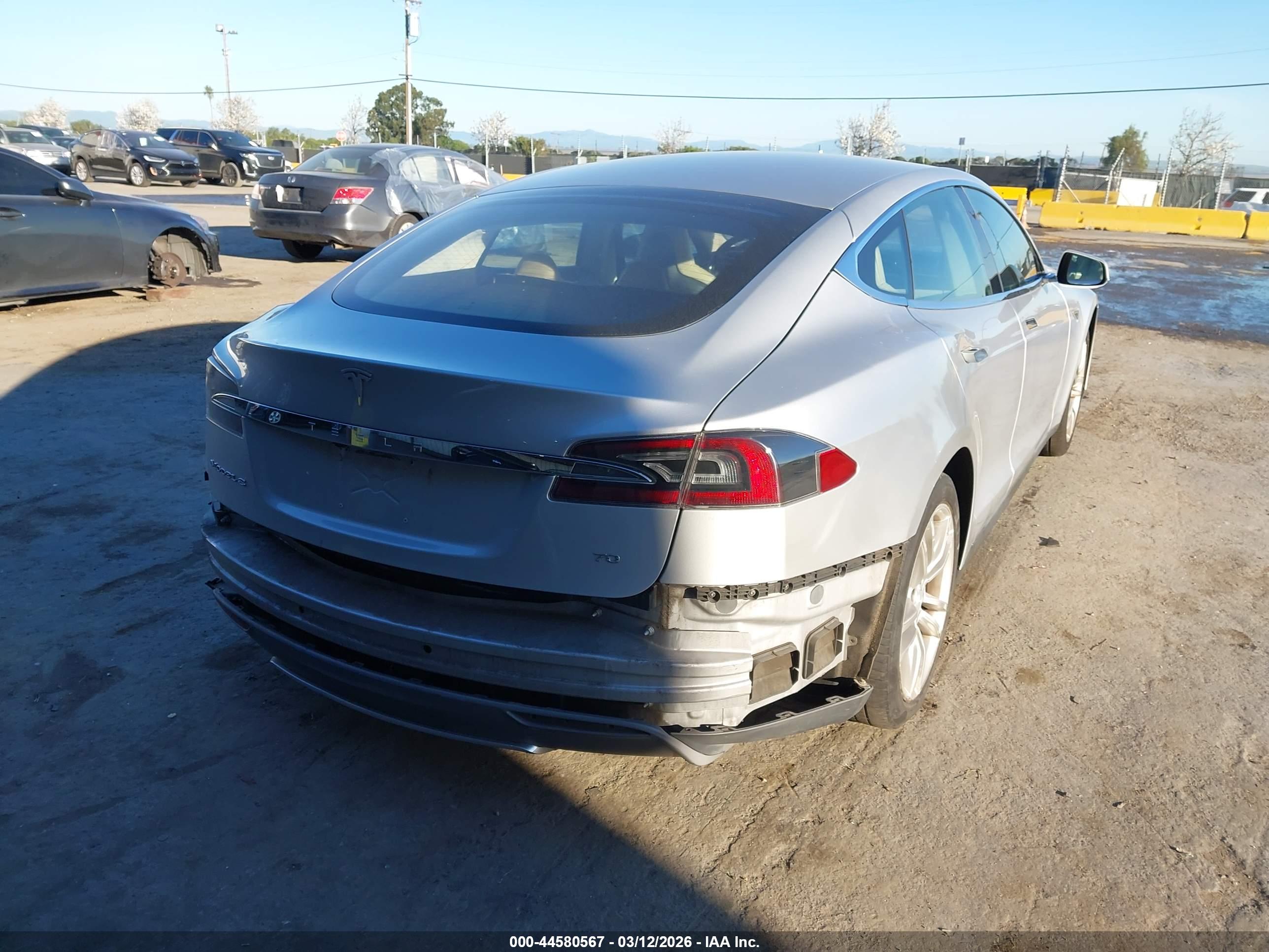 TESLA MODEL image 4