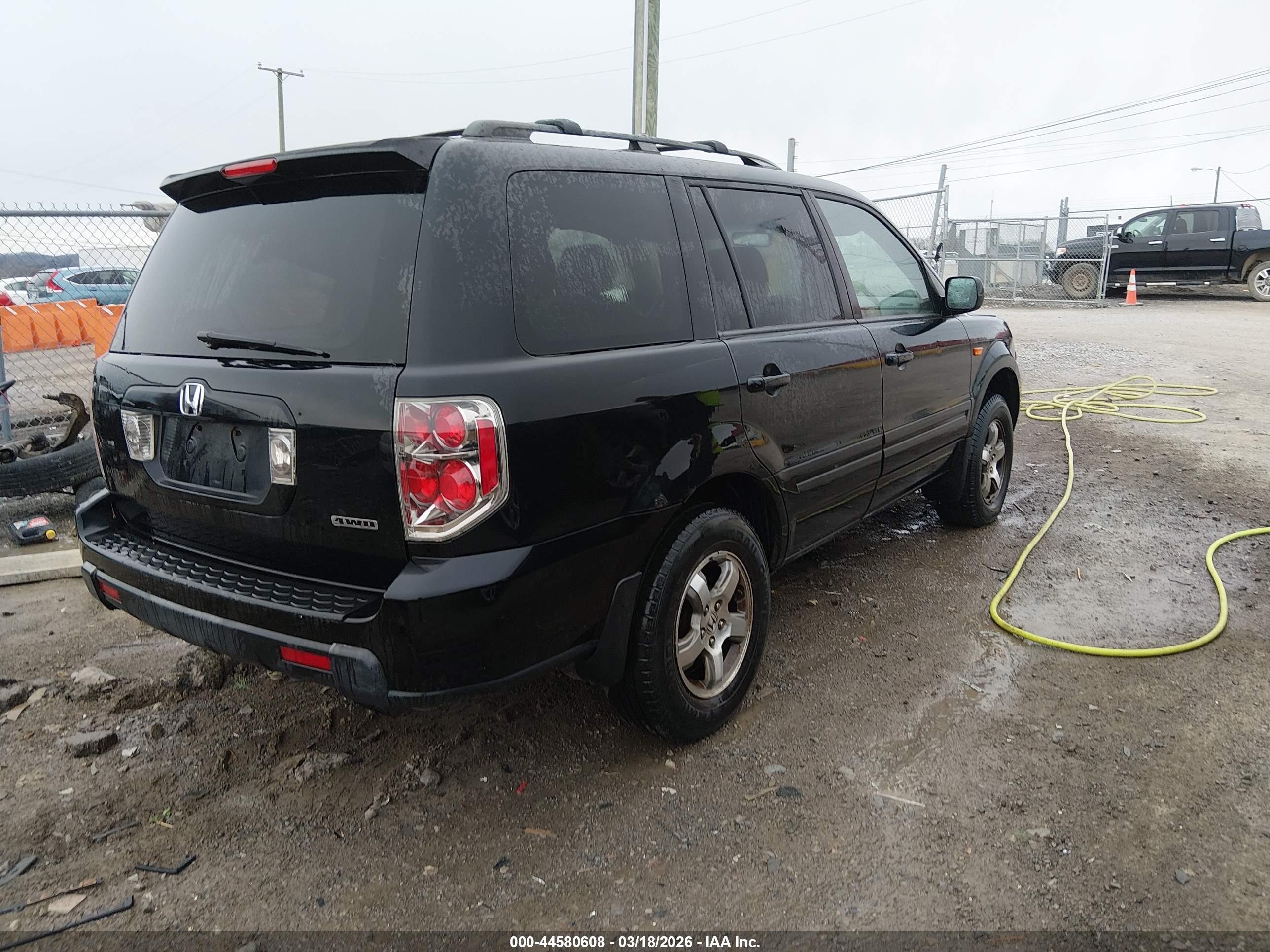 HONDA PILOT image 4