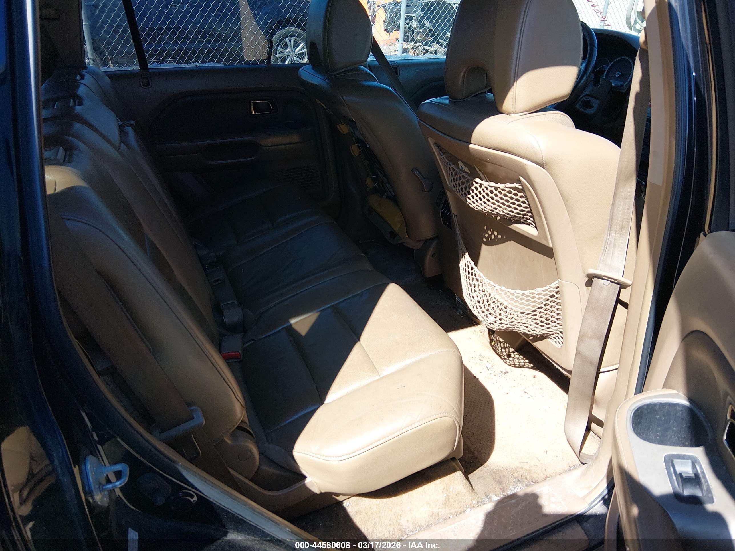 HONDA PILOT image 8
