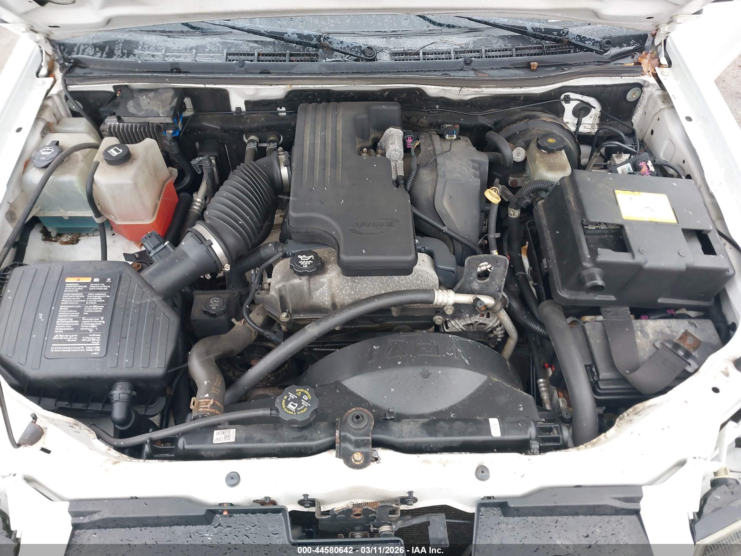 CHEVROLET COLORADO image 10