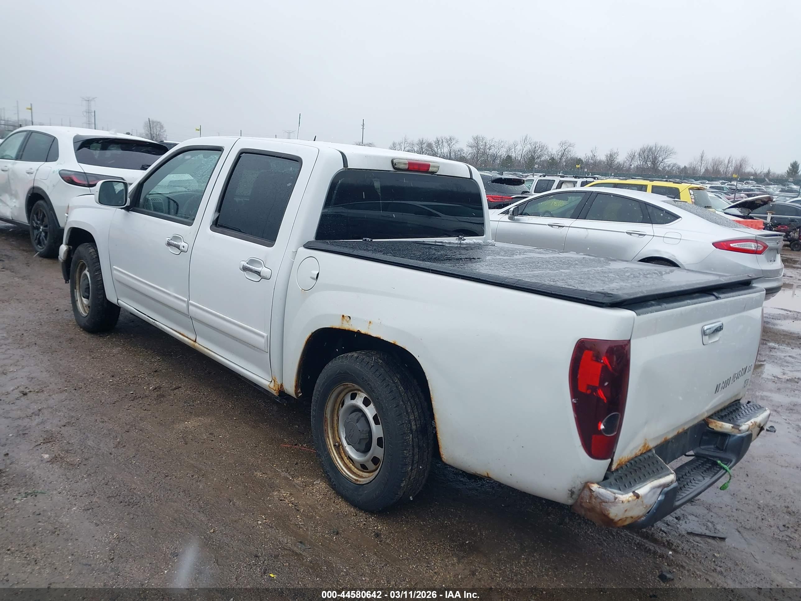 CHEVROLET COLORADO image 3