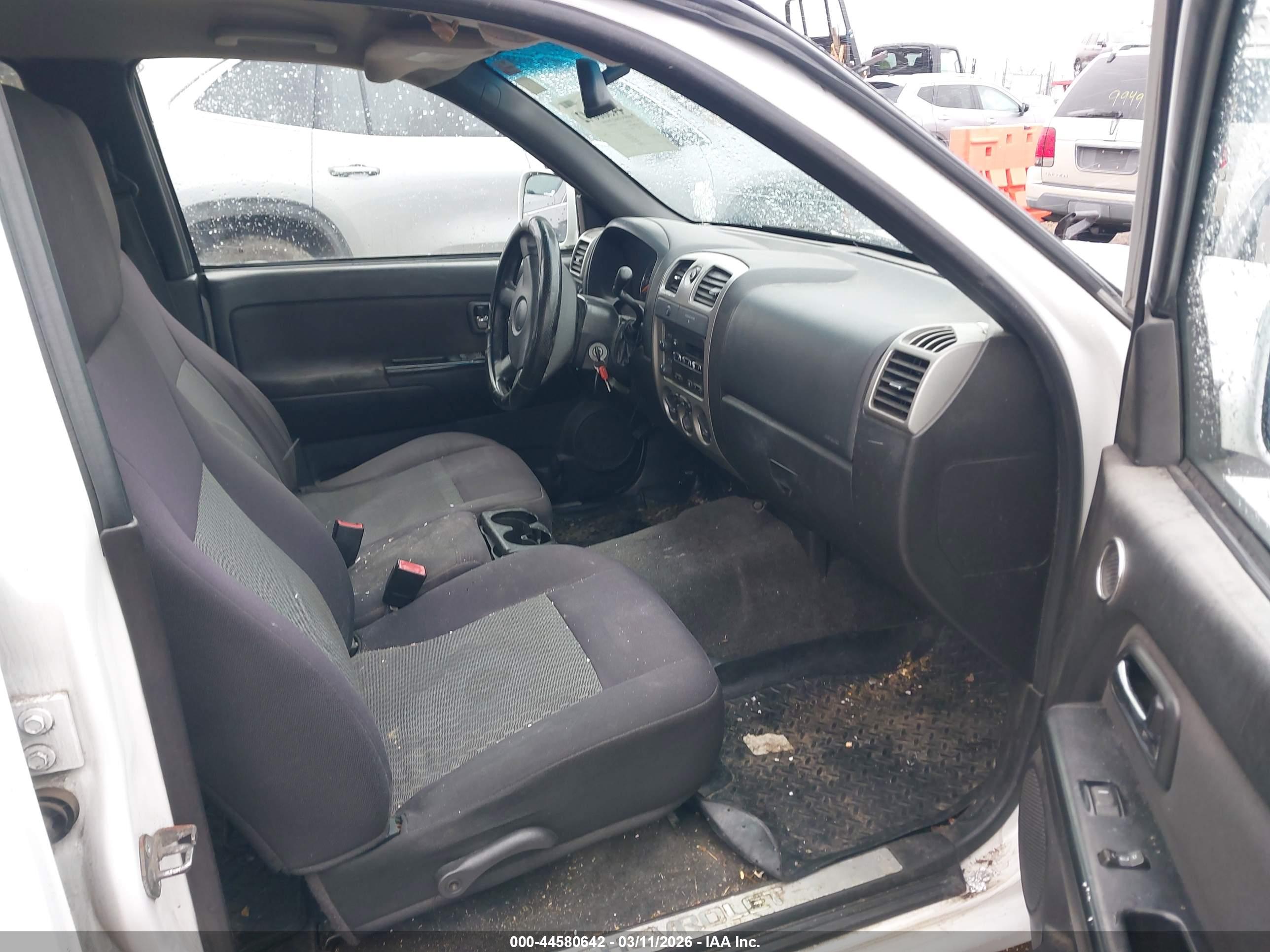 CHEVROLET COLORADO image 5
