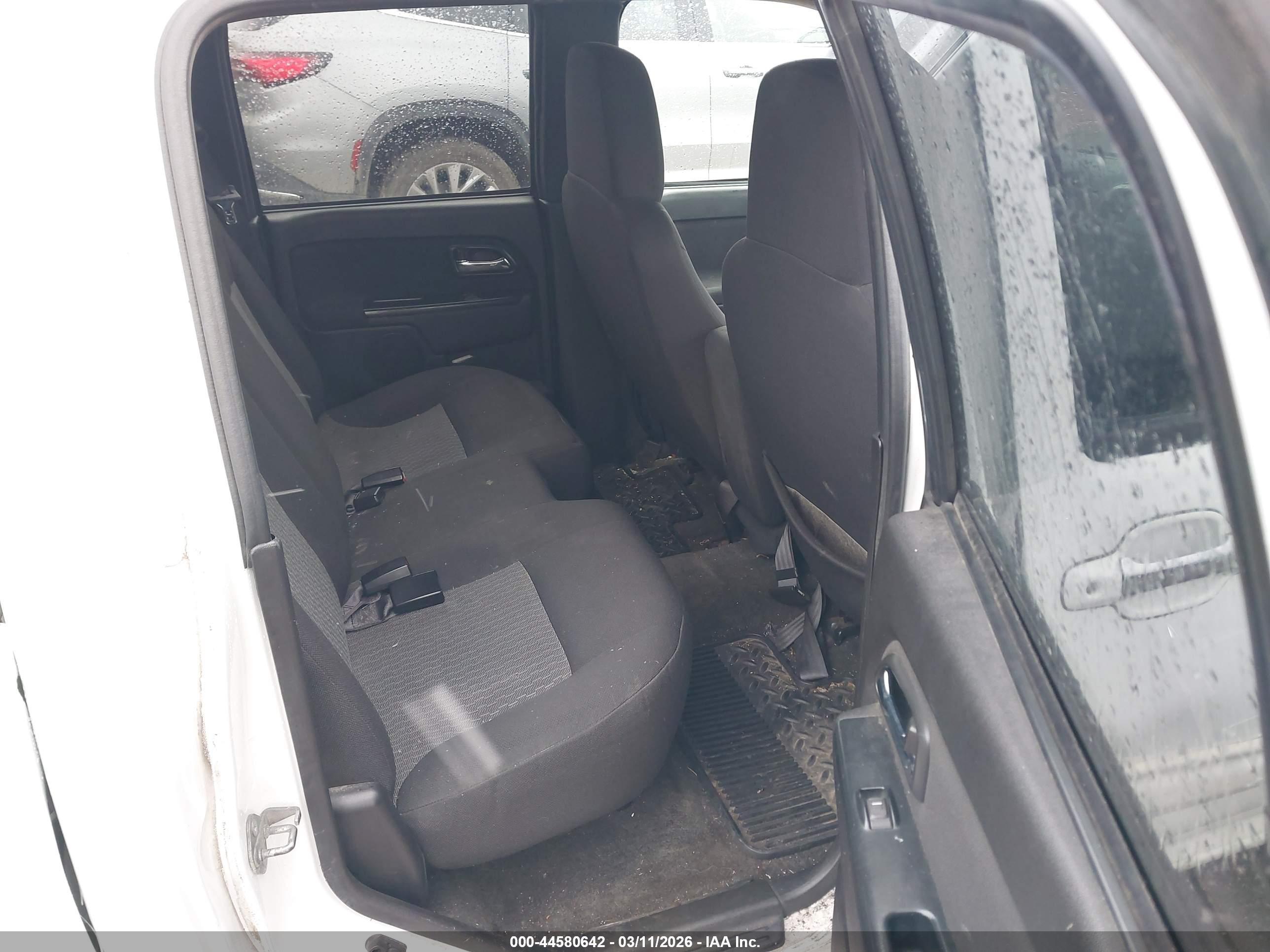 CHEVROLET COLORADO image 8