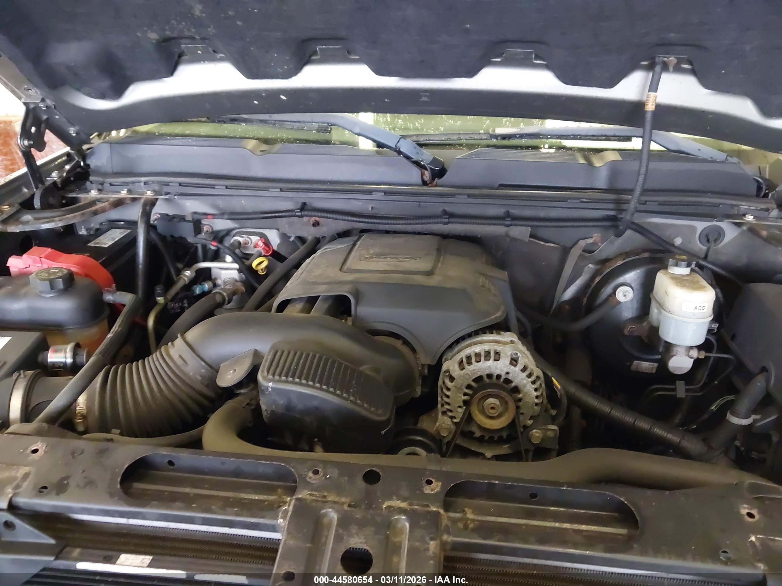 CHEVROLET SILVERADO image 10