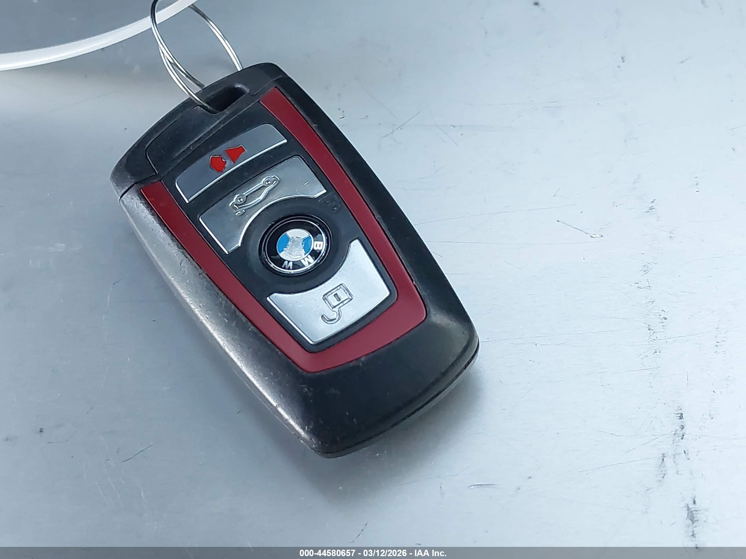 BMW 330E image 11