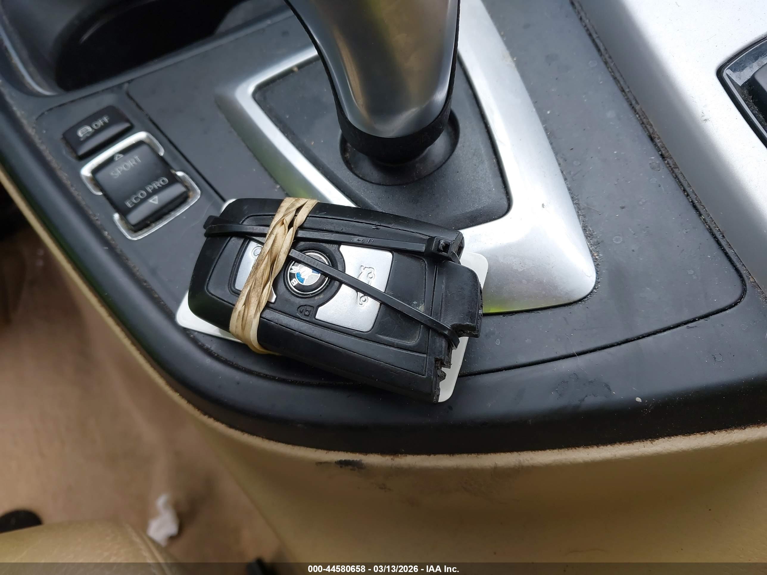 BMW 328I image 11