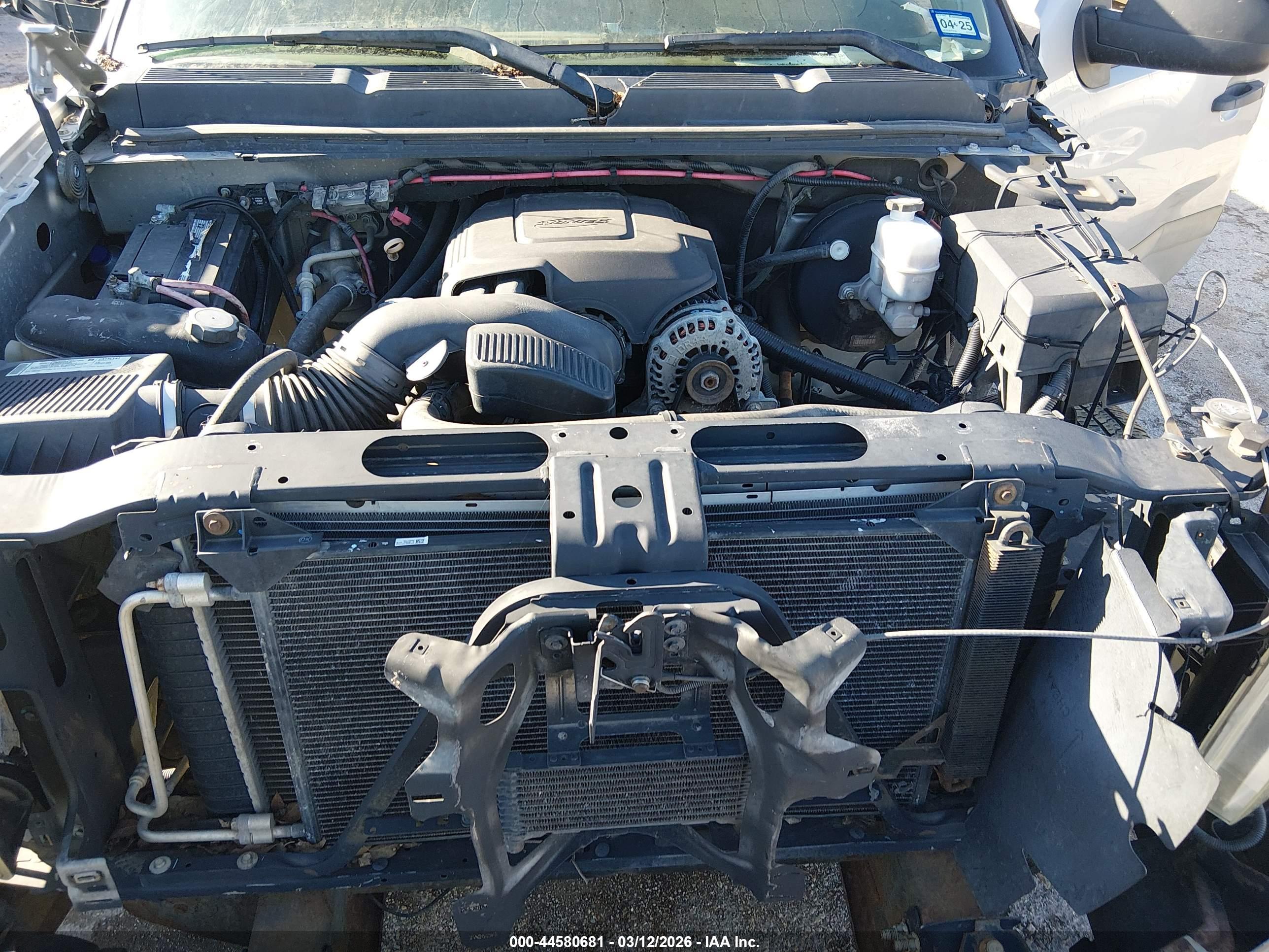 CHEVROLET SILVERADO image 10
