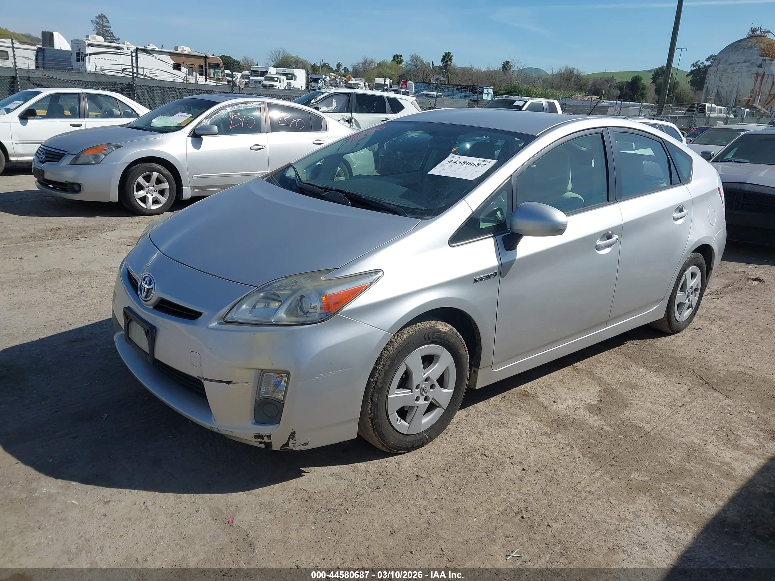 TOYOTA PRIUS image 2