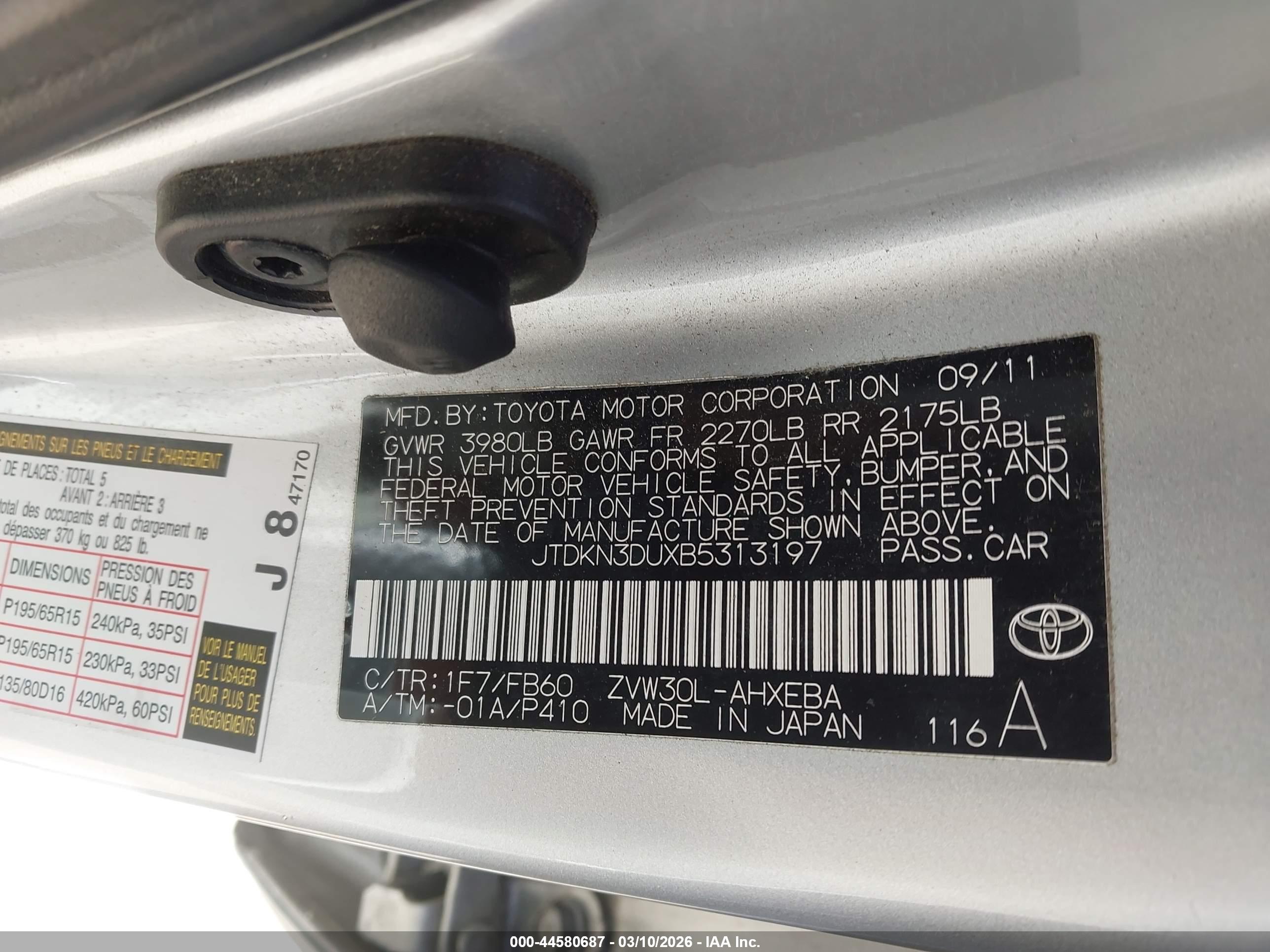 TOYOTA PRIUS image 9