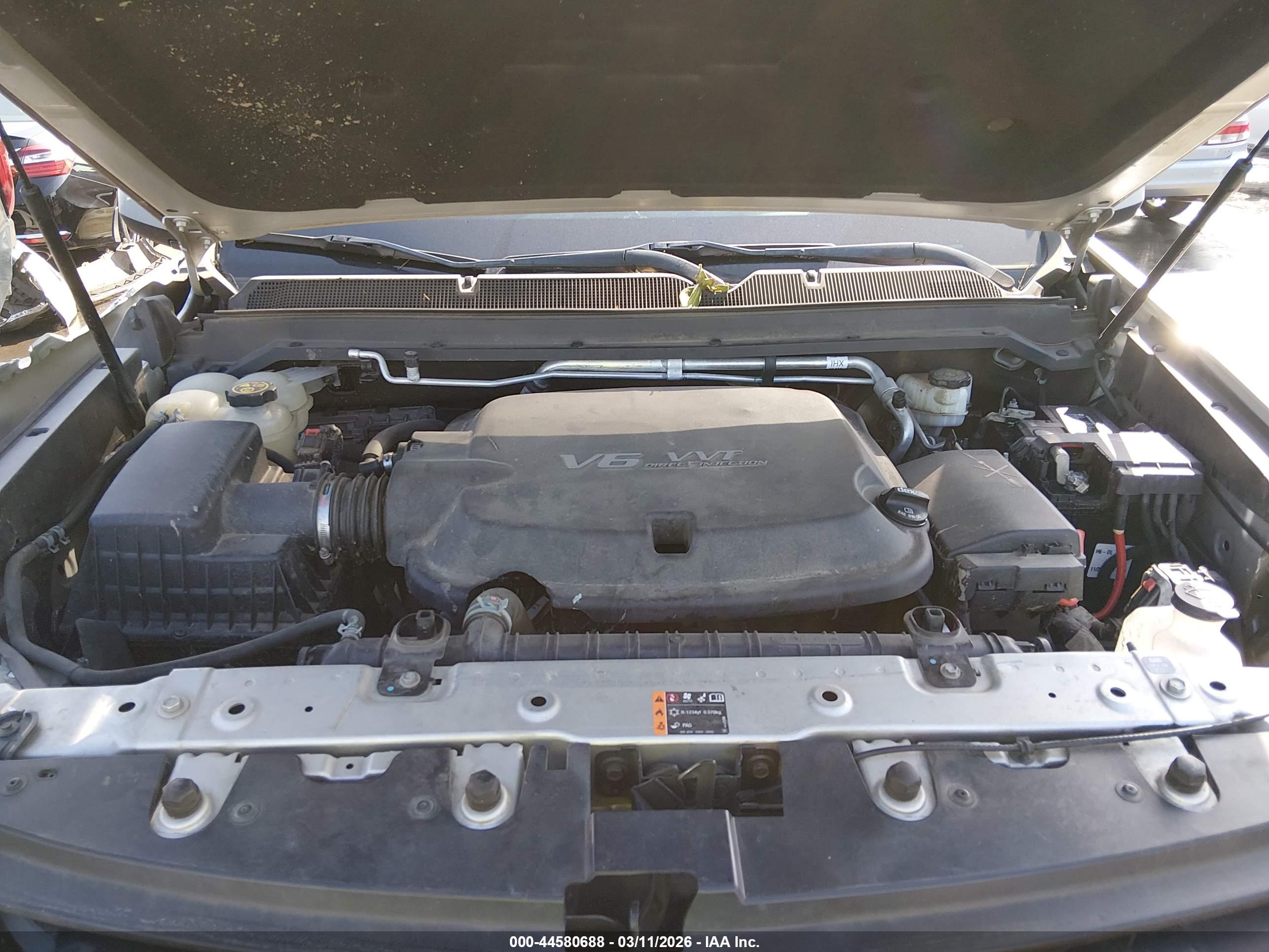 CHEVROLET COLORADO image 10