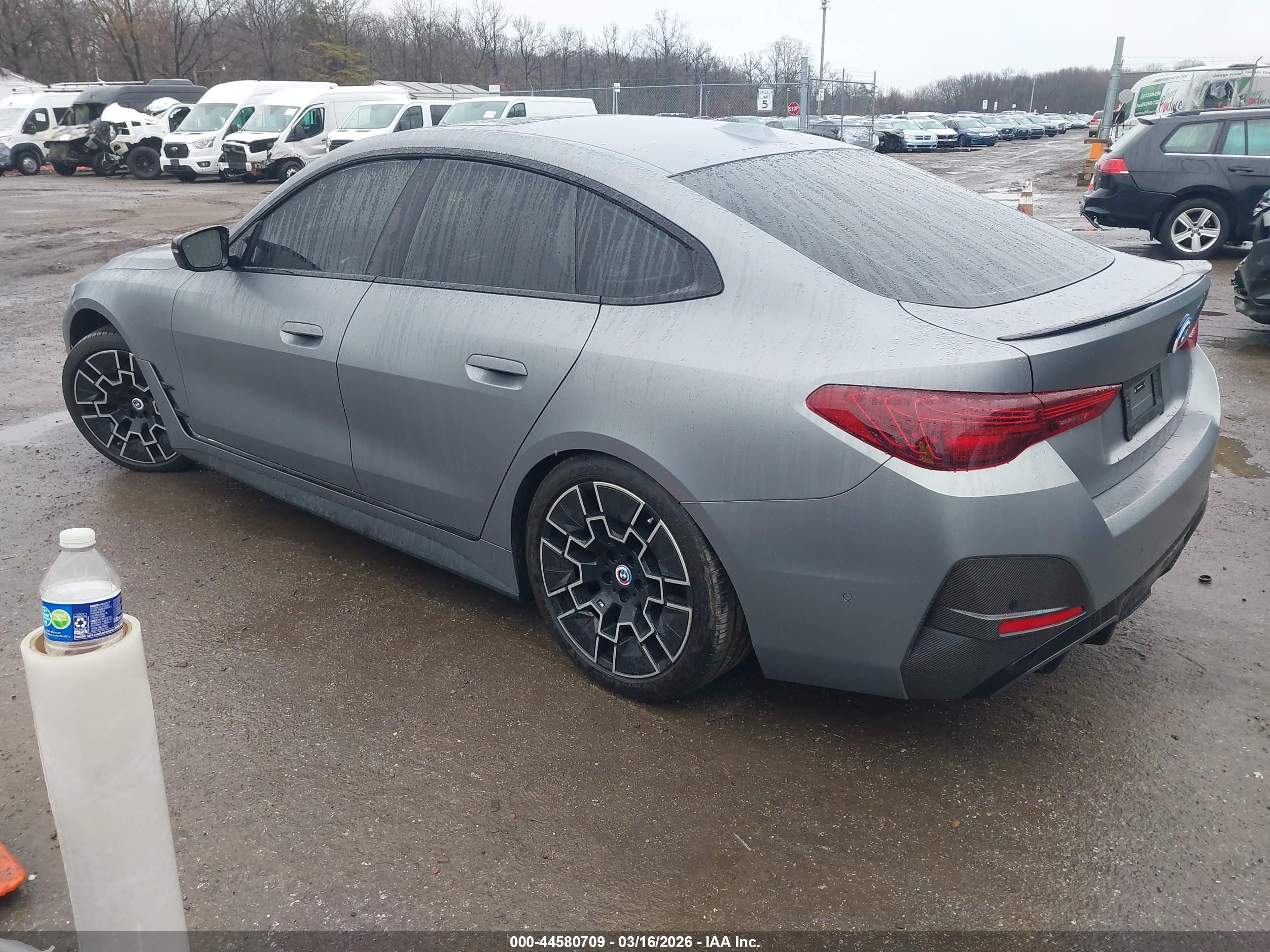 BMW I4 image 3