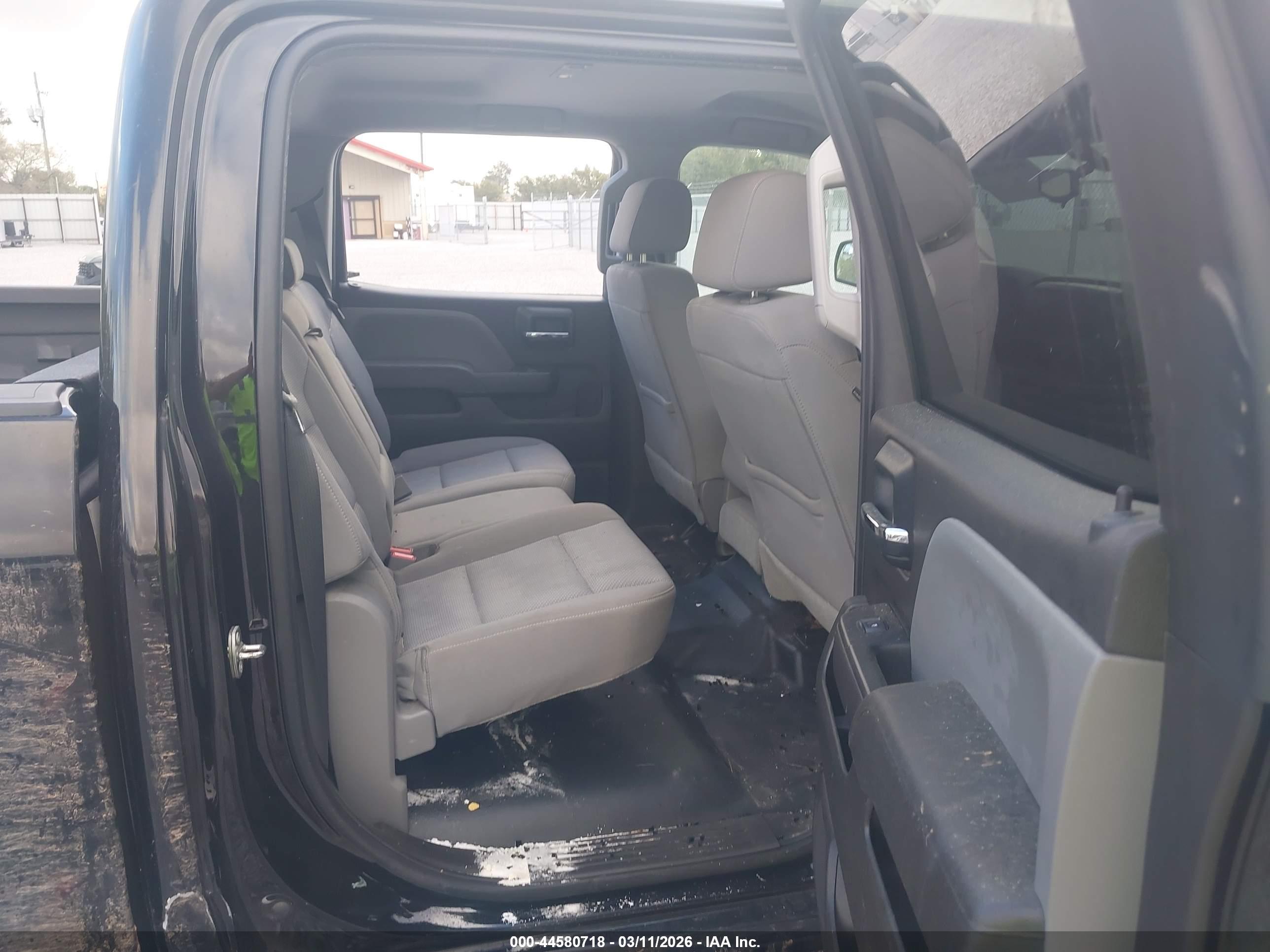GMC SIERRA image 8