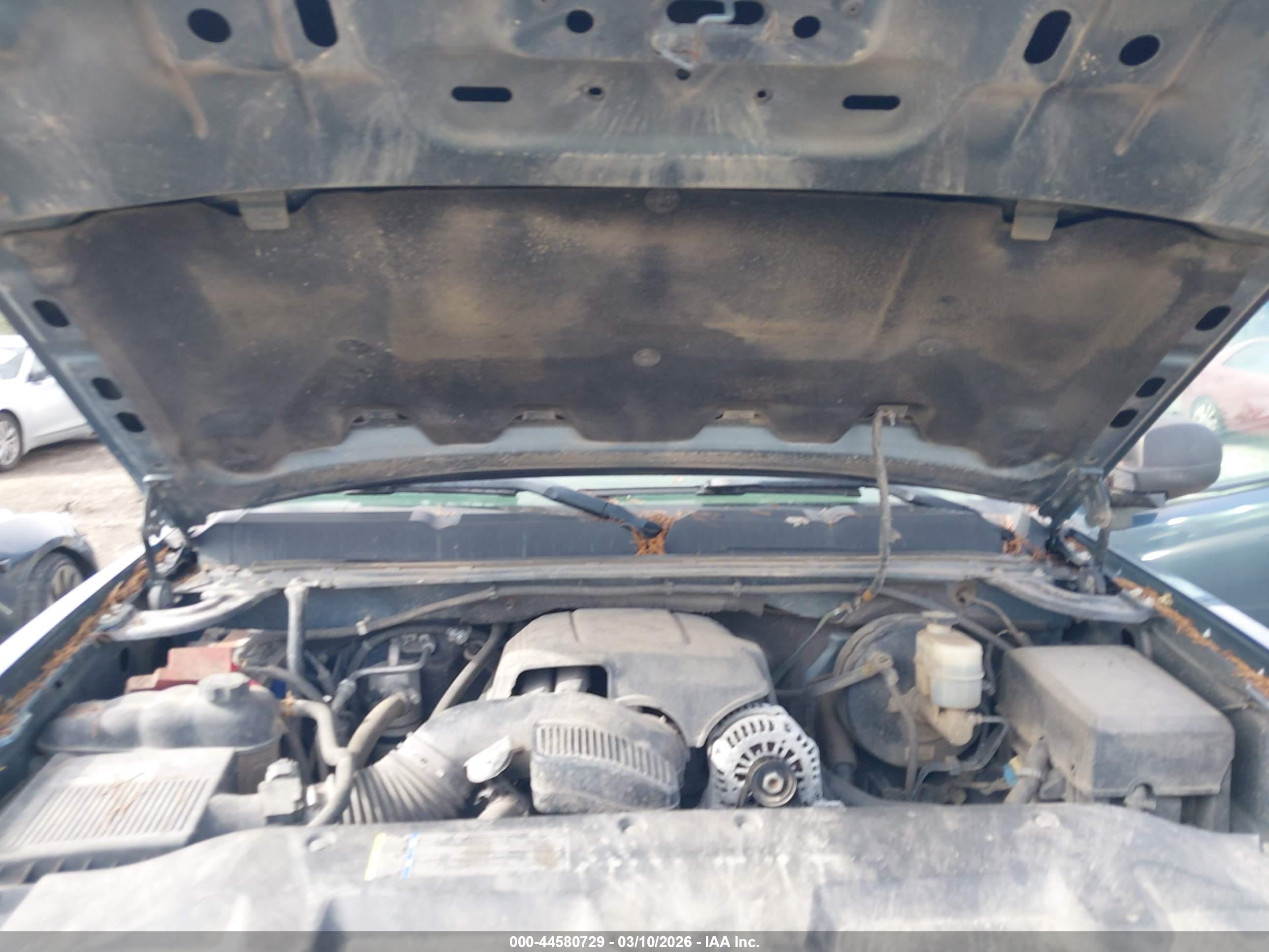 CHEVROLET SILVERADO image 10