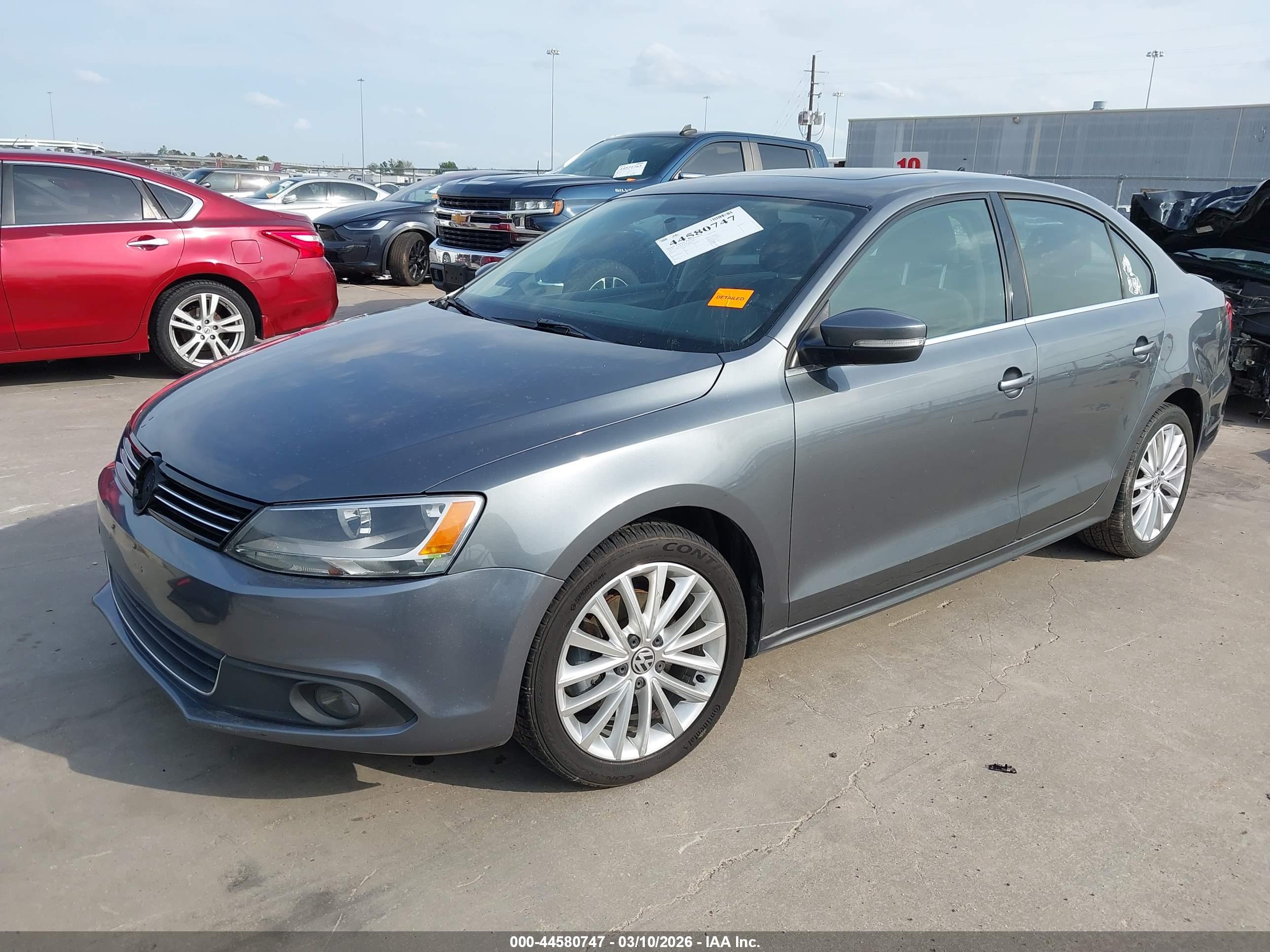 VOLKSWAGEN JETTA image 2