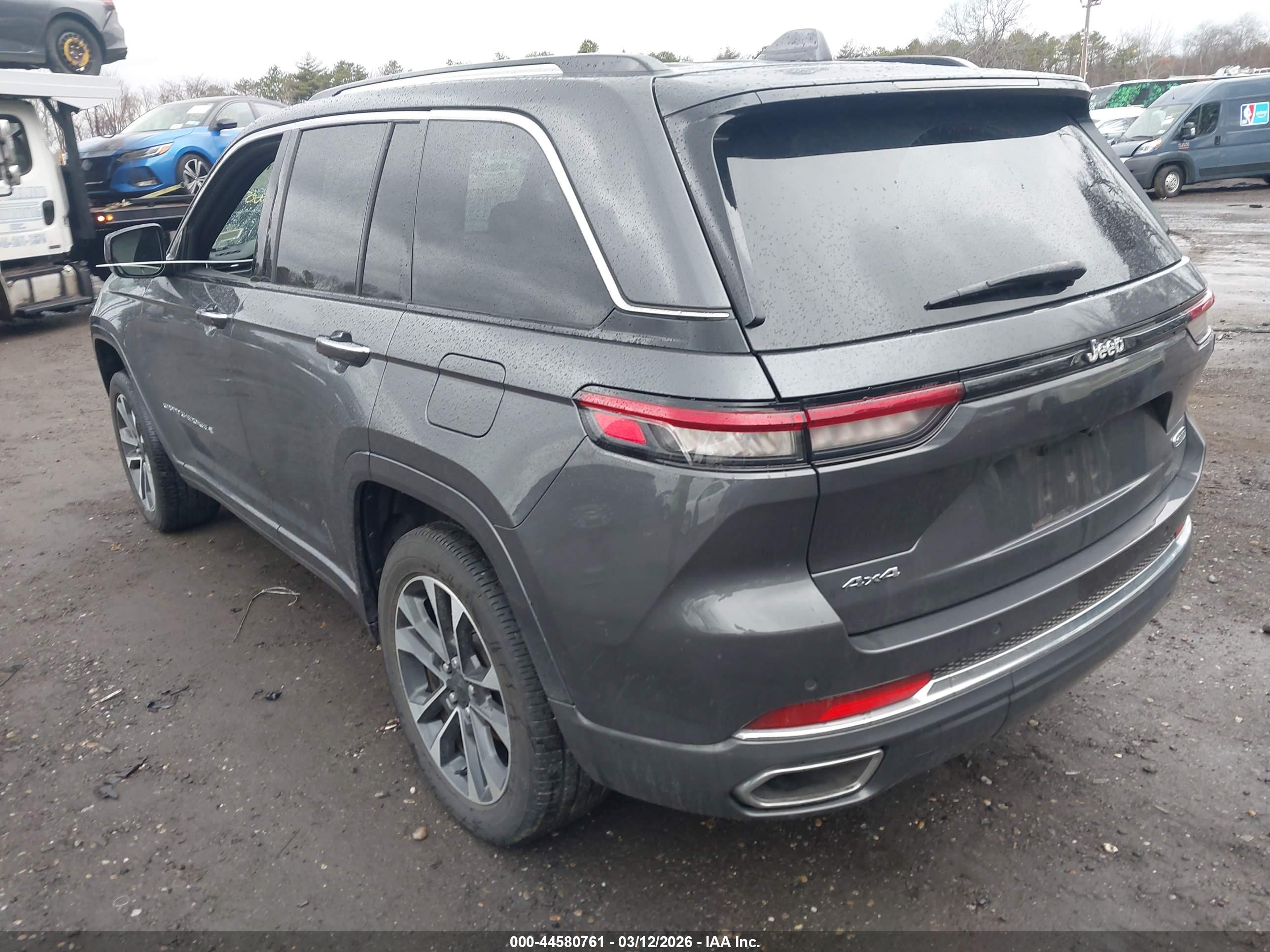 JEEP GRAND image 3