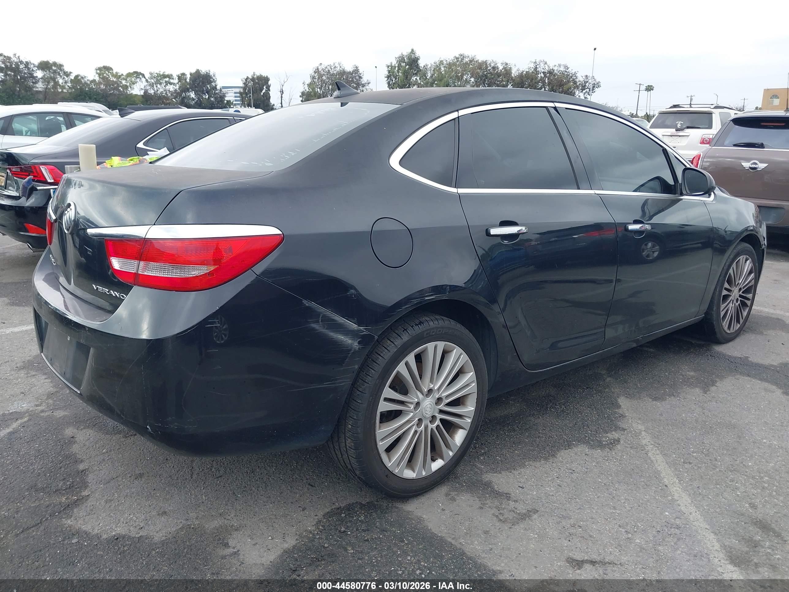 BUICK VERANO image 4