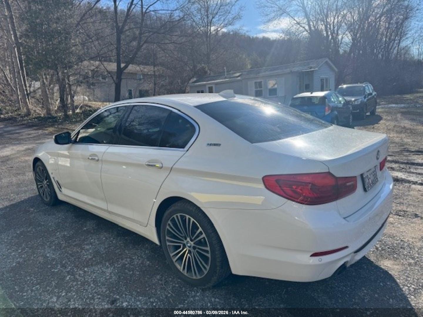 BMW 530E image 3