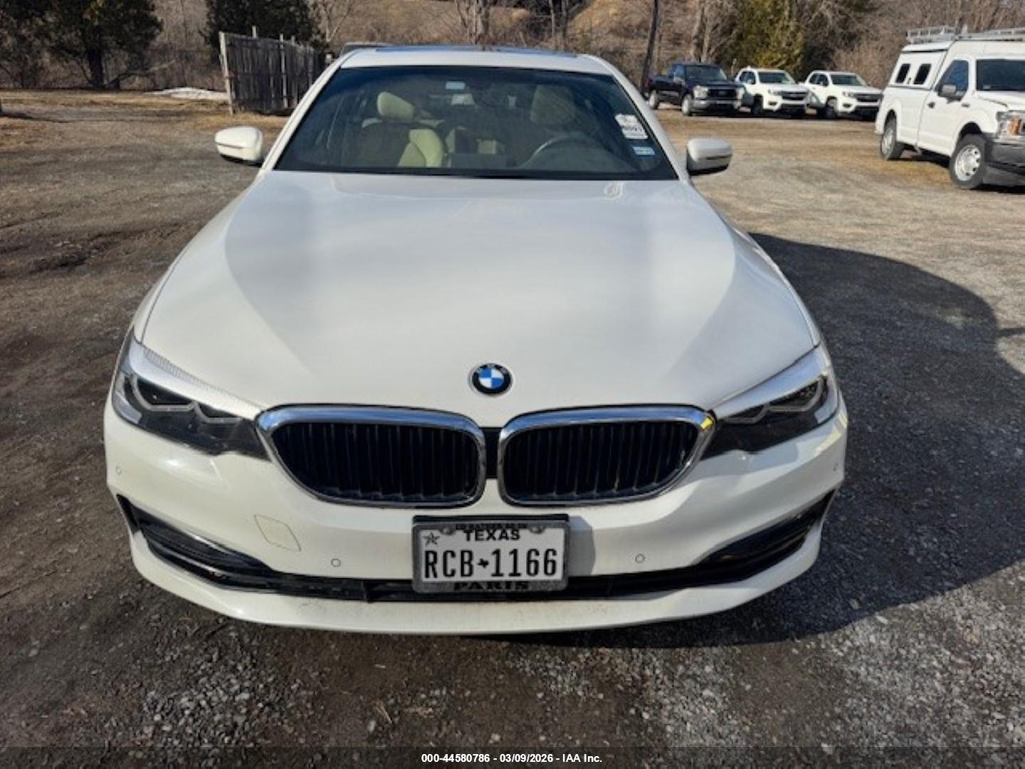 BMW 530E image 6