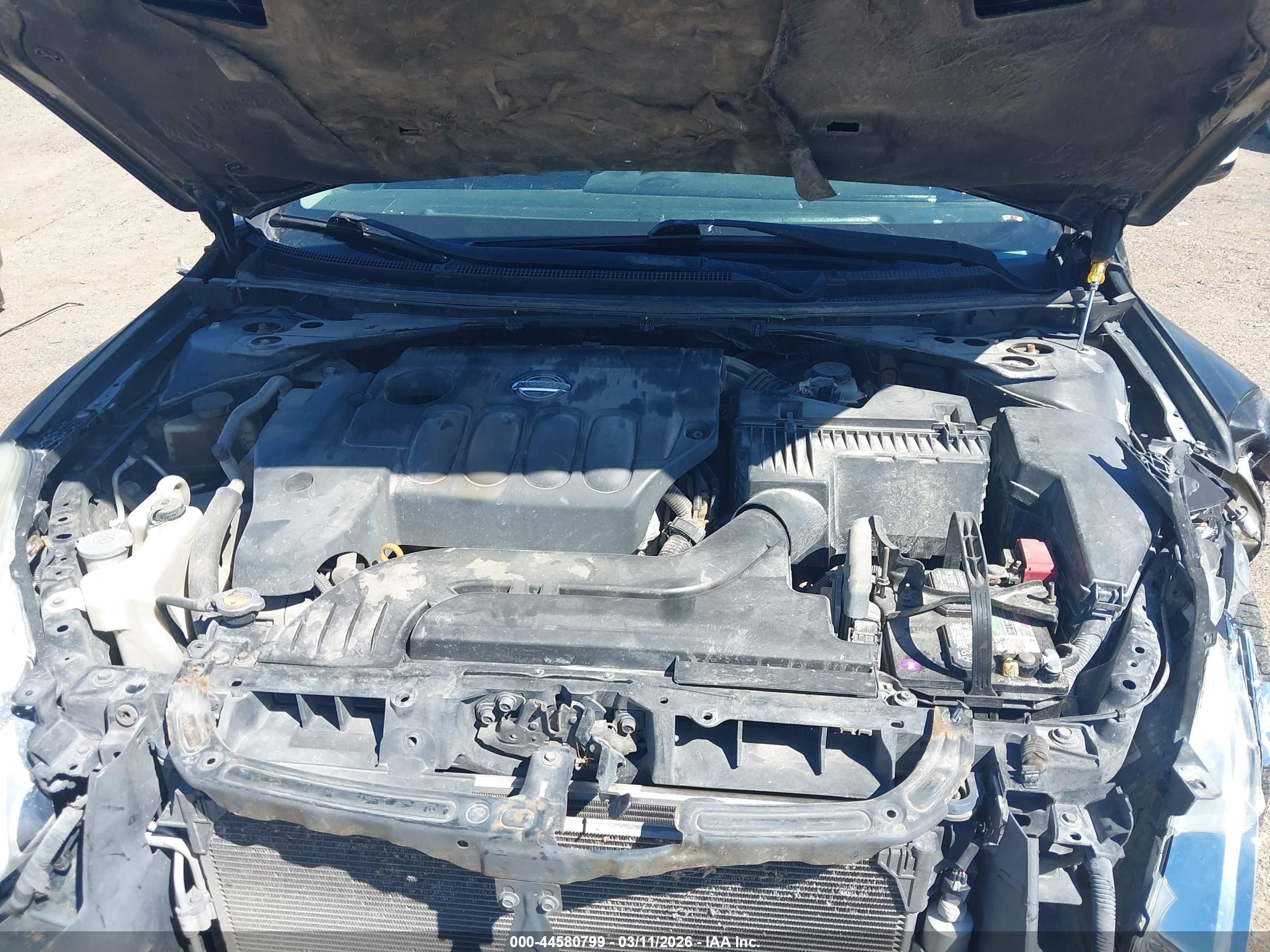 NISSAN ALTIMA image 10