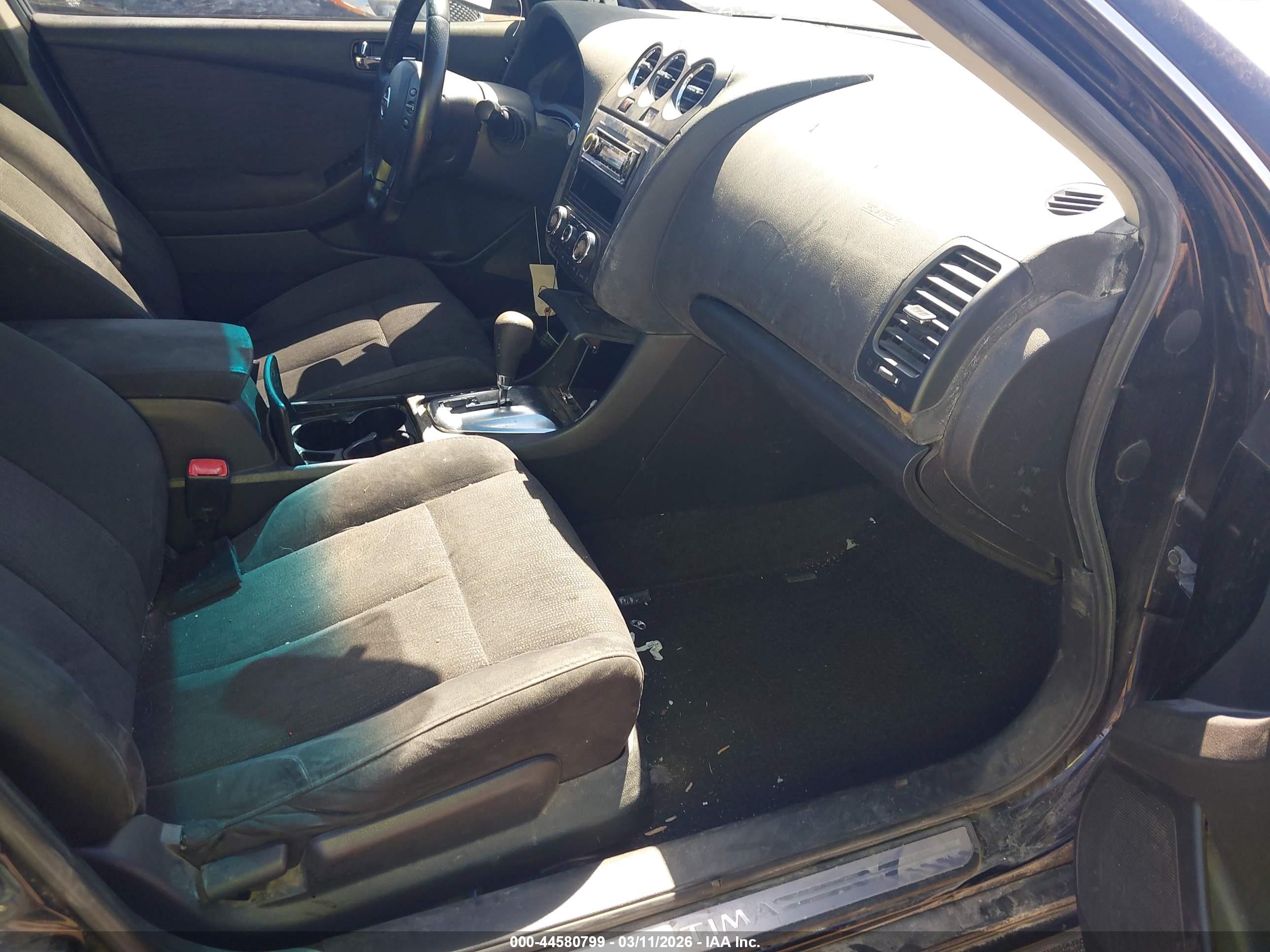 NISSAN ALTIMA image 5