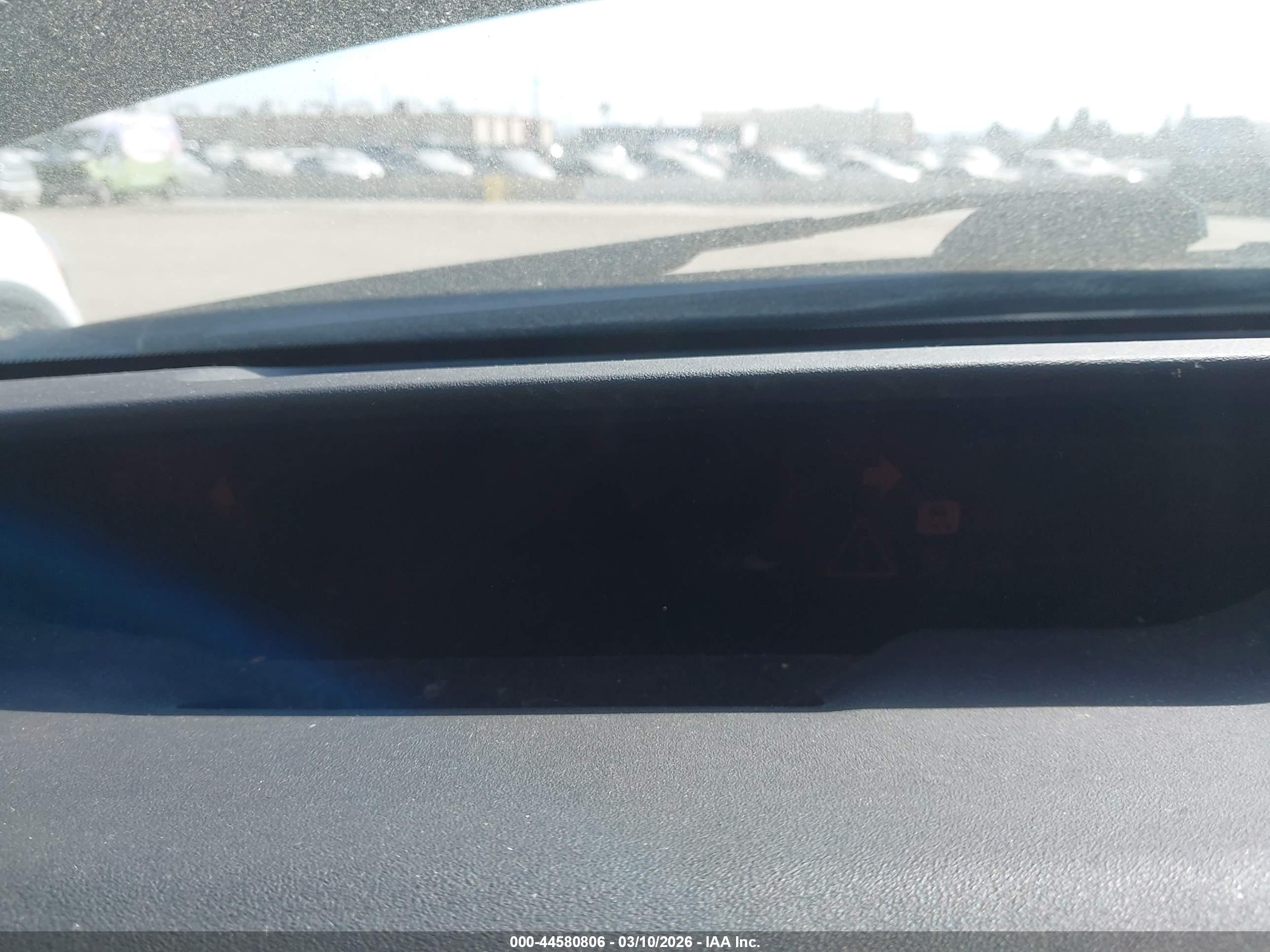 TOYOTA PRIUS image 7