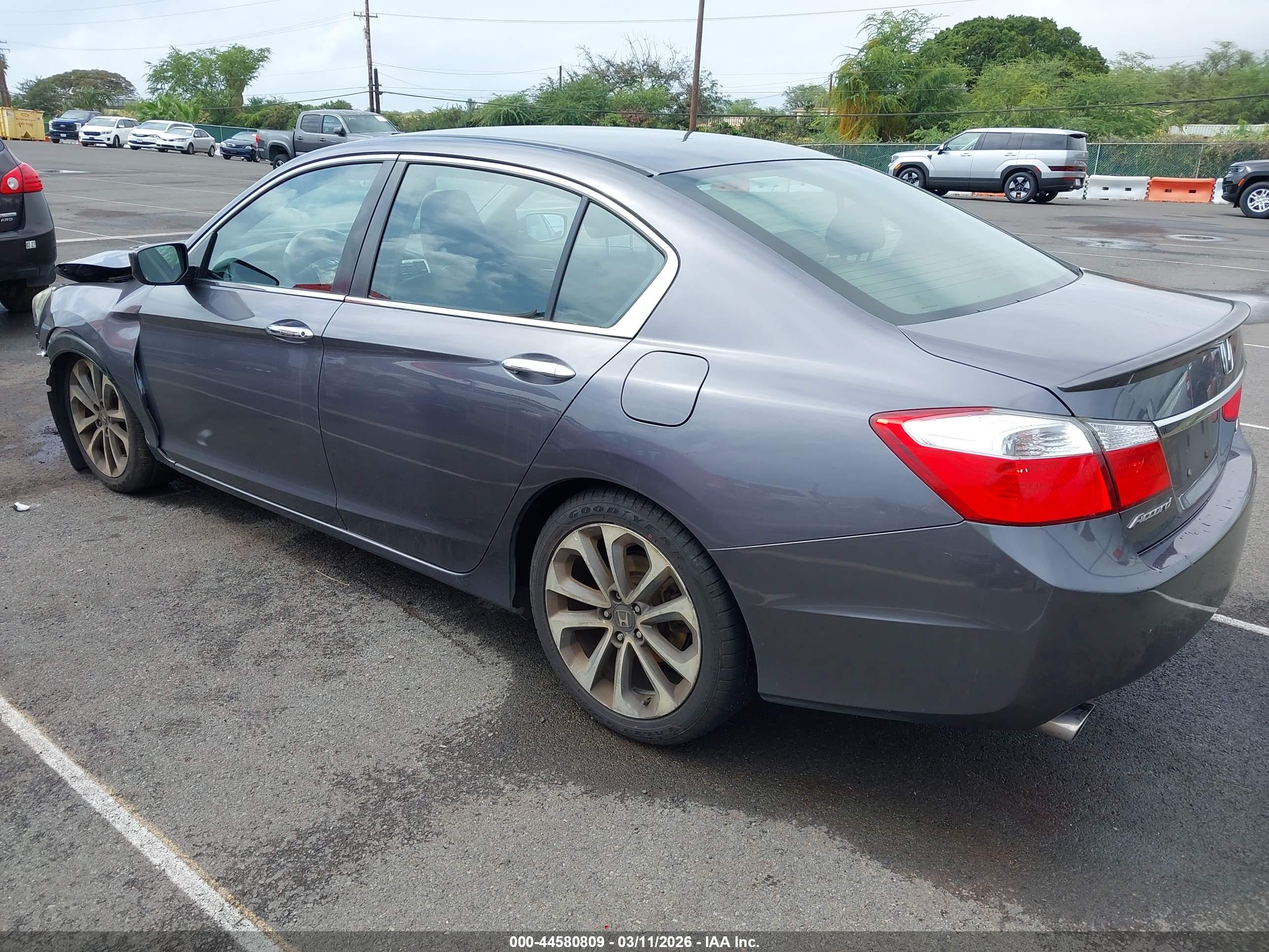 HONDA ACCORD image 3