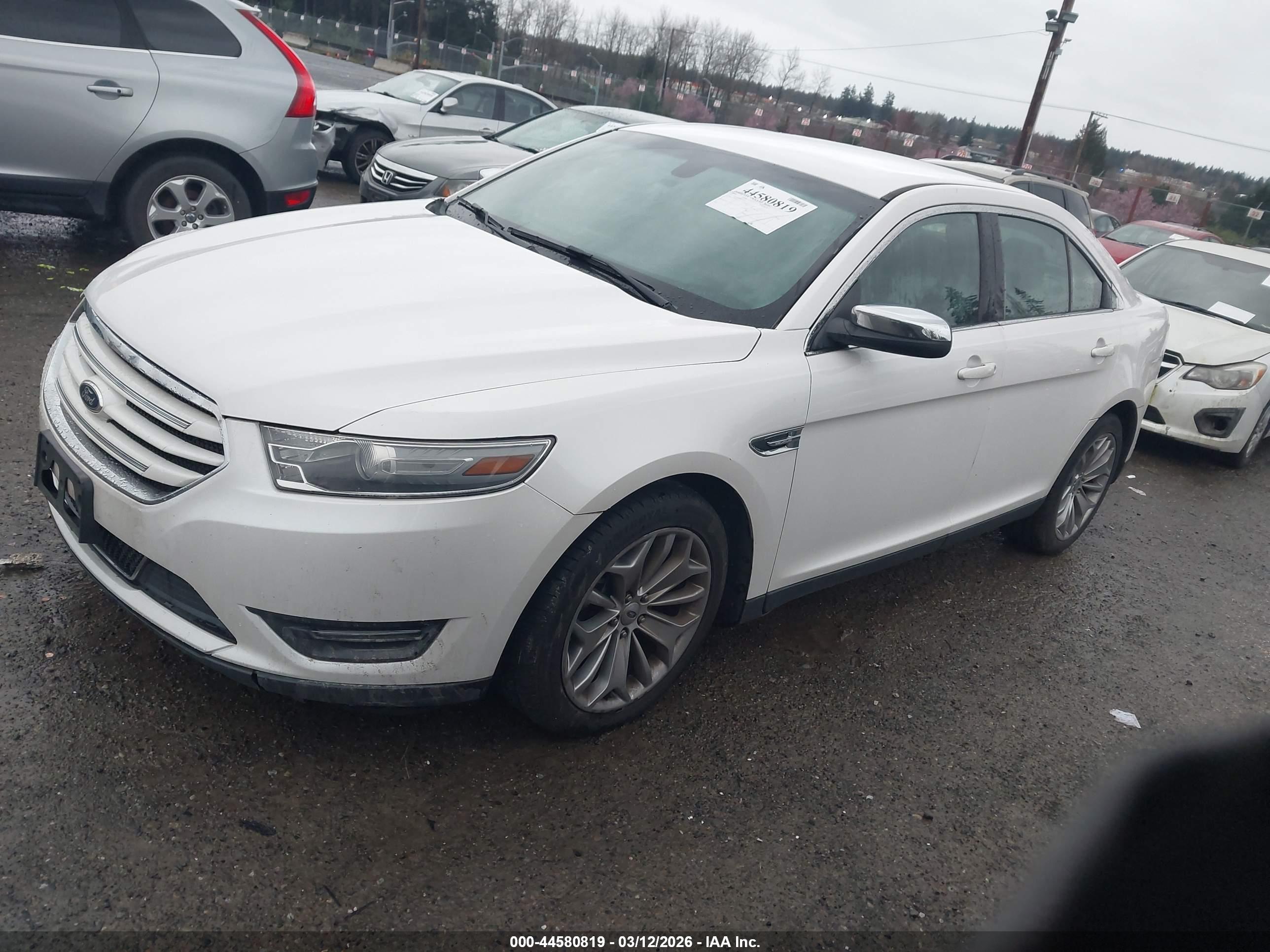 FORD TAURUS image 2