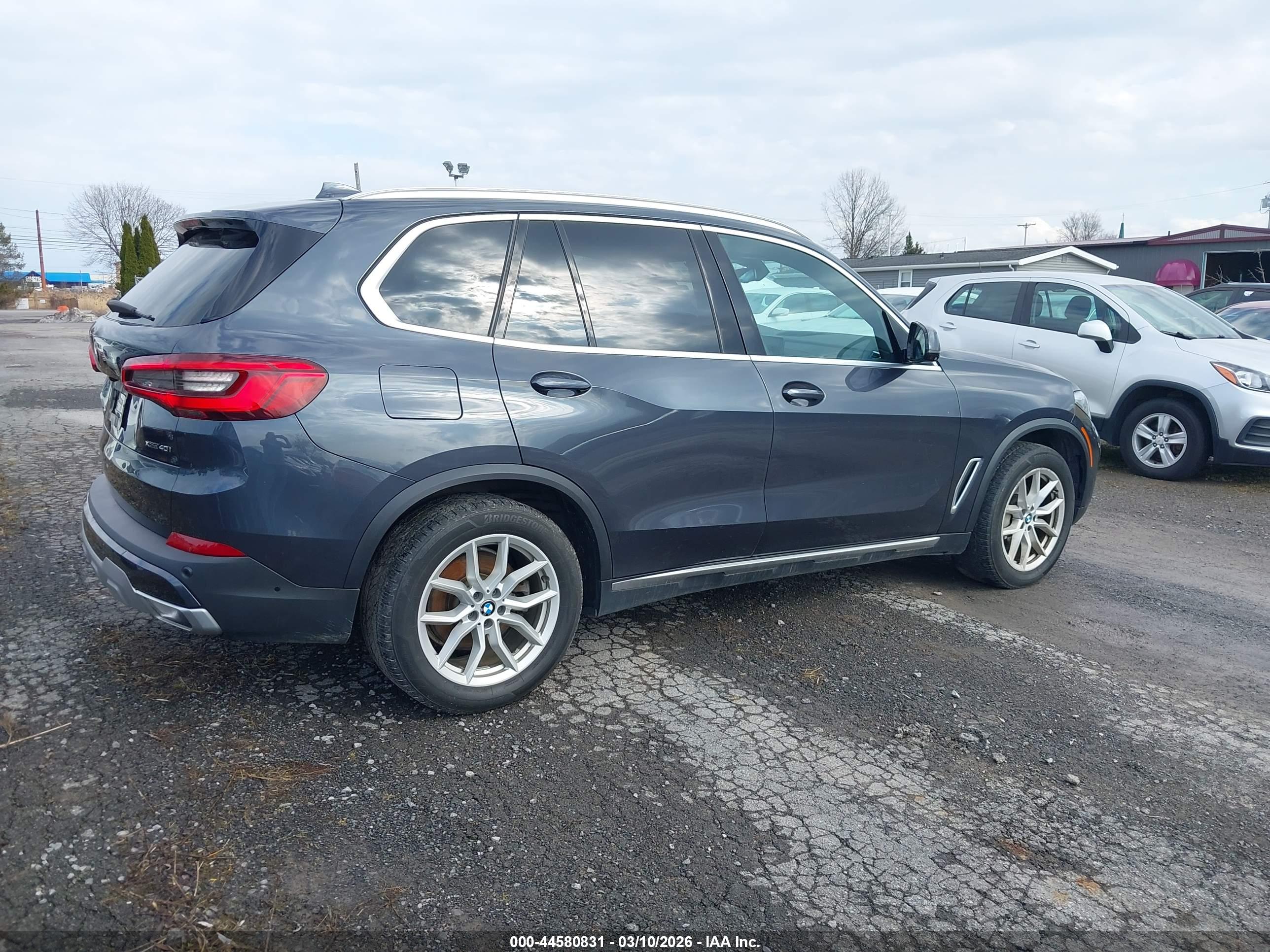 BMW X5 image 4