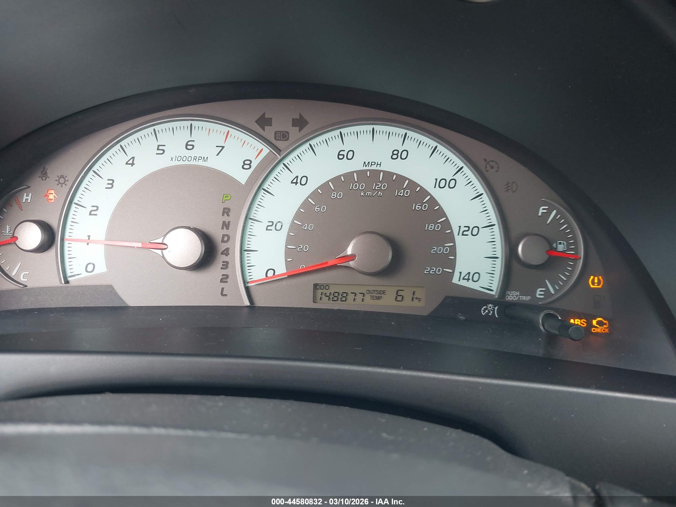 TOYOTA CAMRY image 7