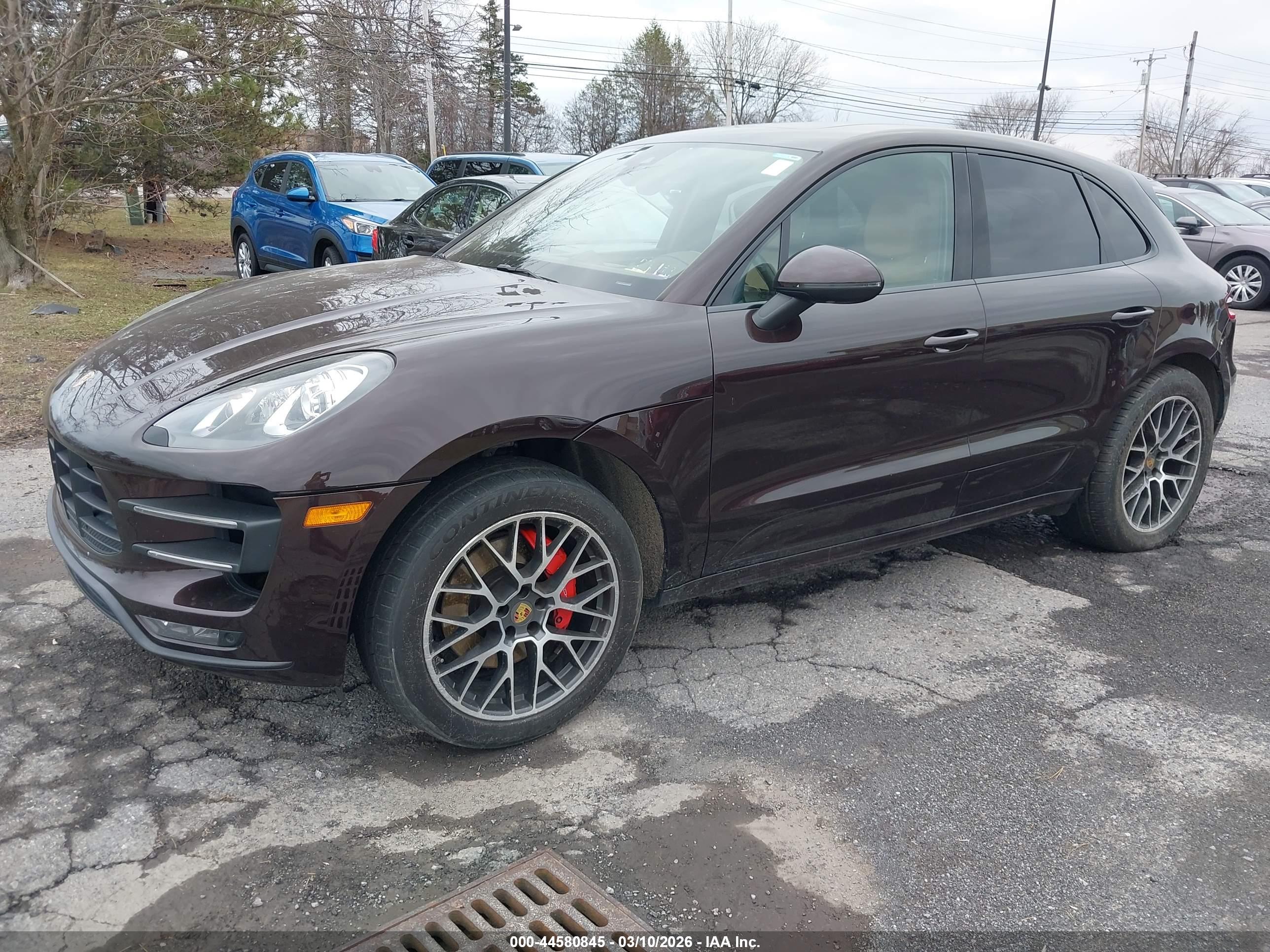 PORSCHE MACAN image 2