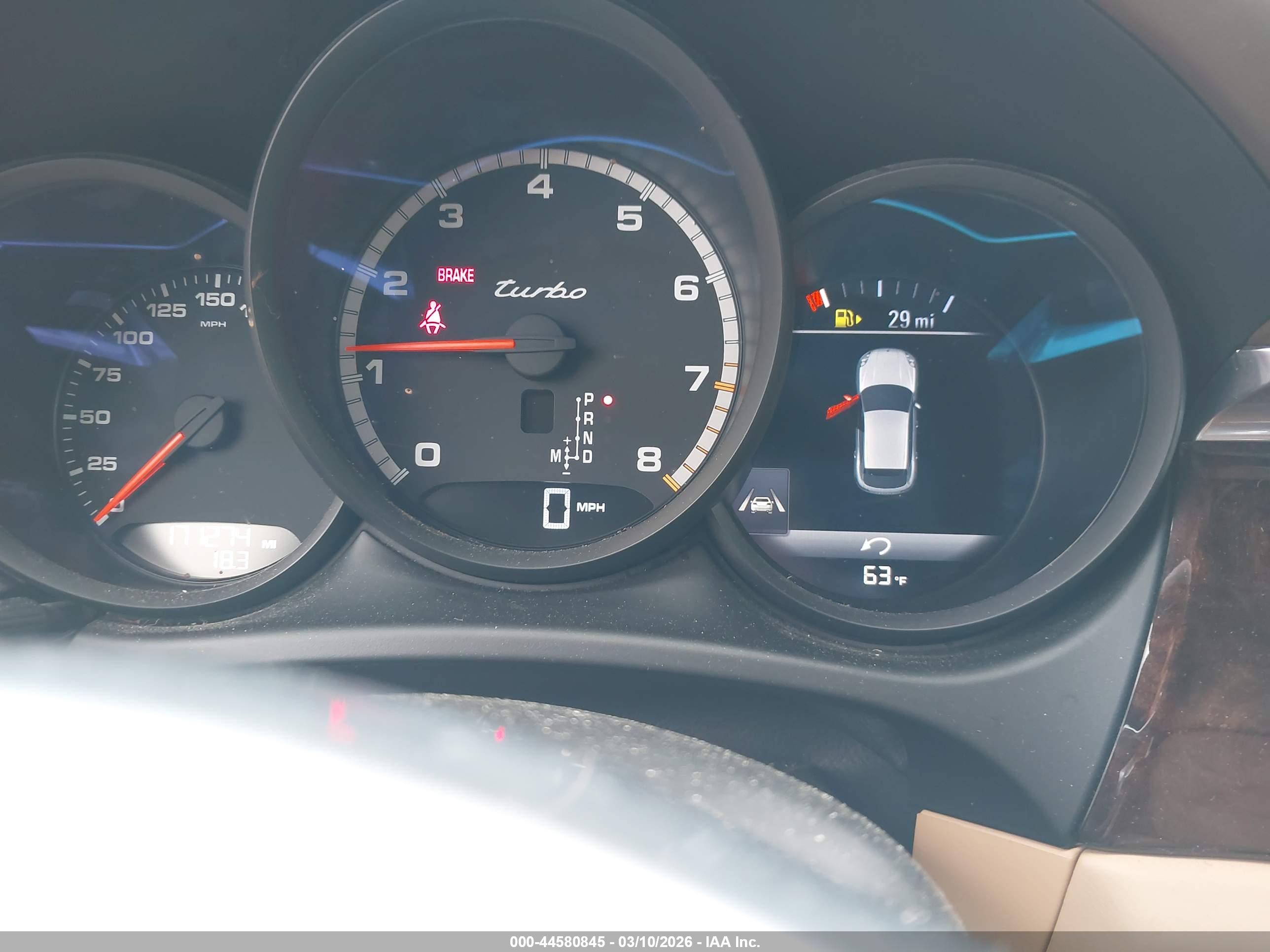 PORSCHE MACAN image 7