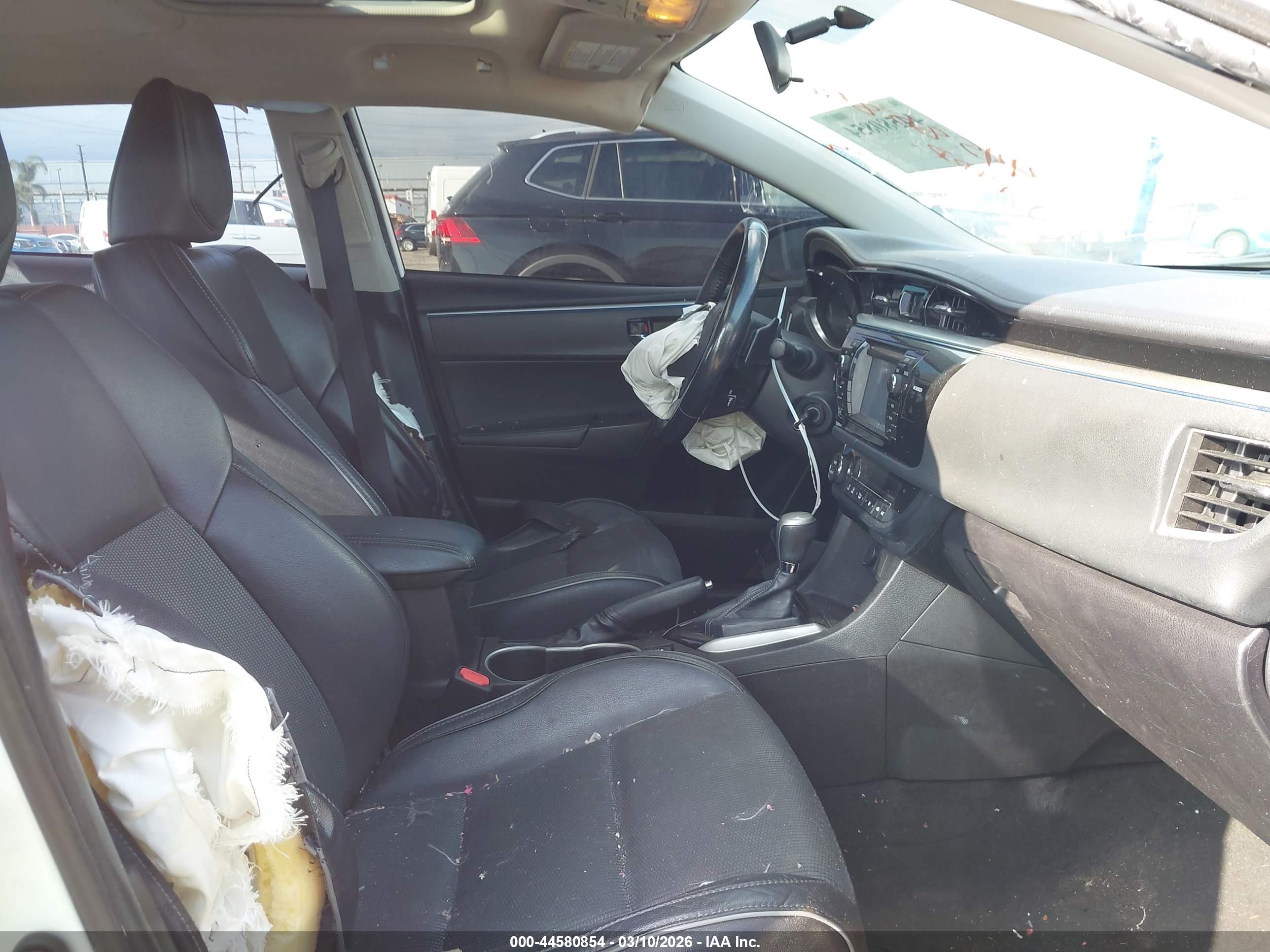 TOYOTA COROLLA image 5