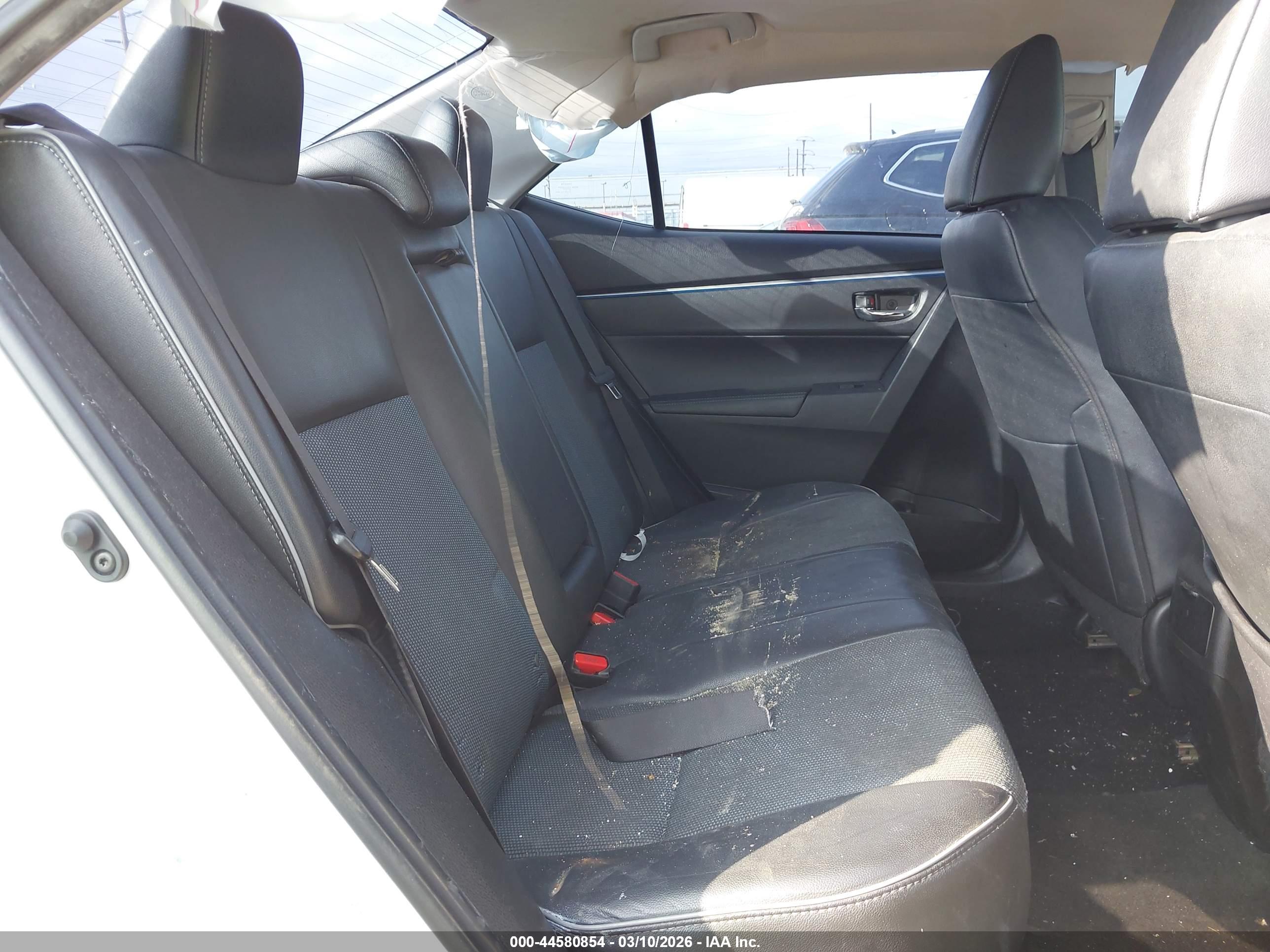 TOYOTA COROLLA image 8