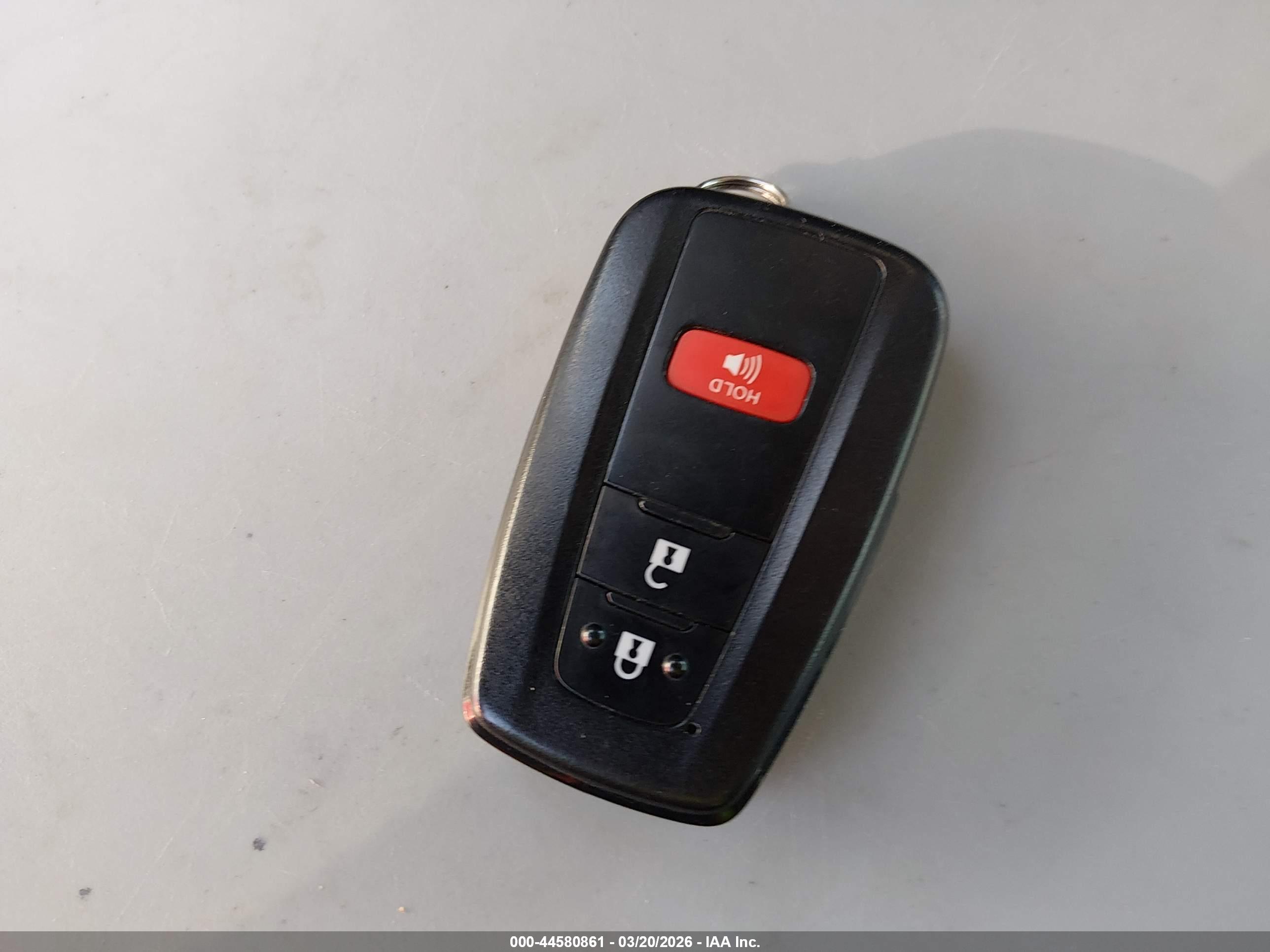TOYOTA PRIUS image 11