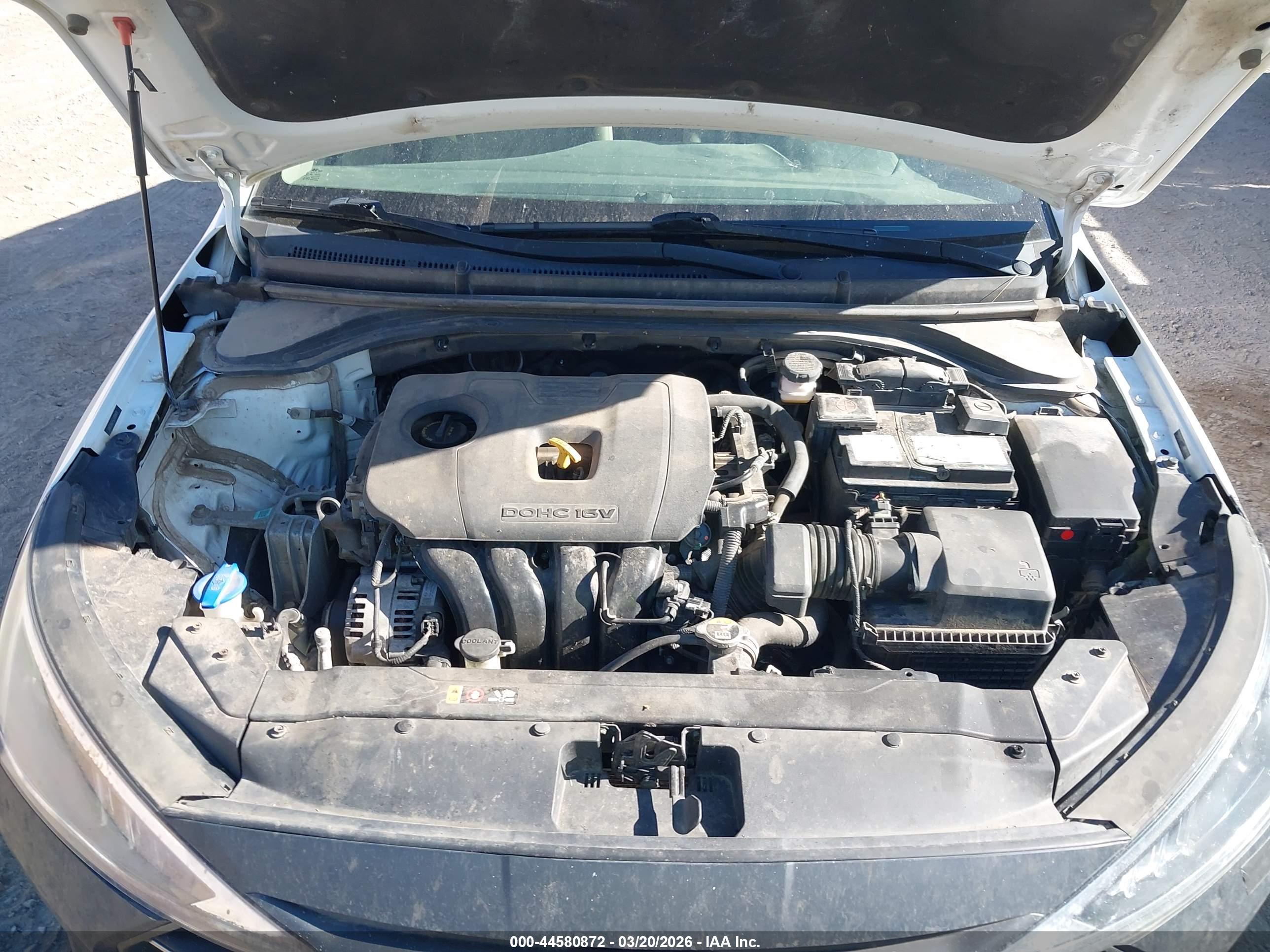 HYUNDAI ELANTRA image 10