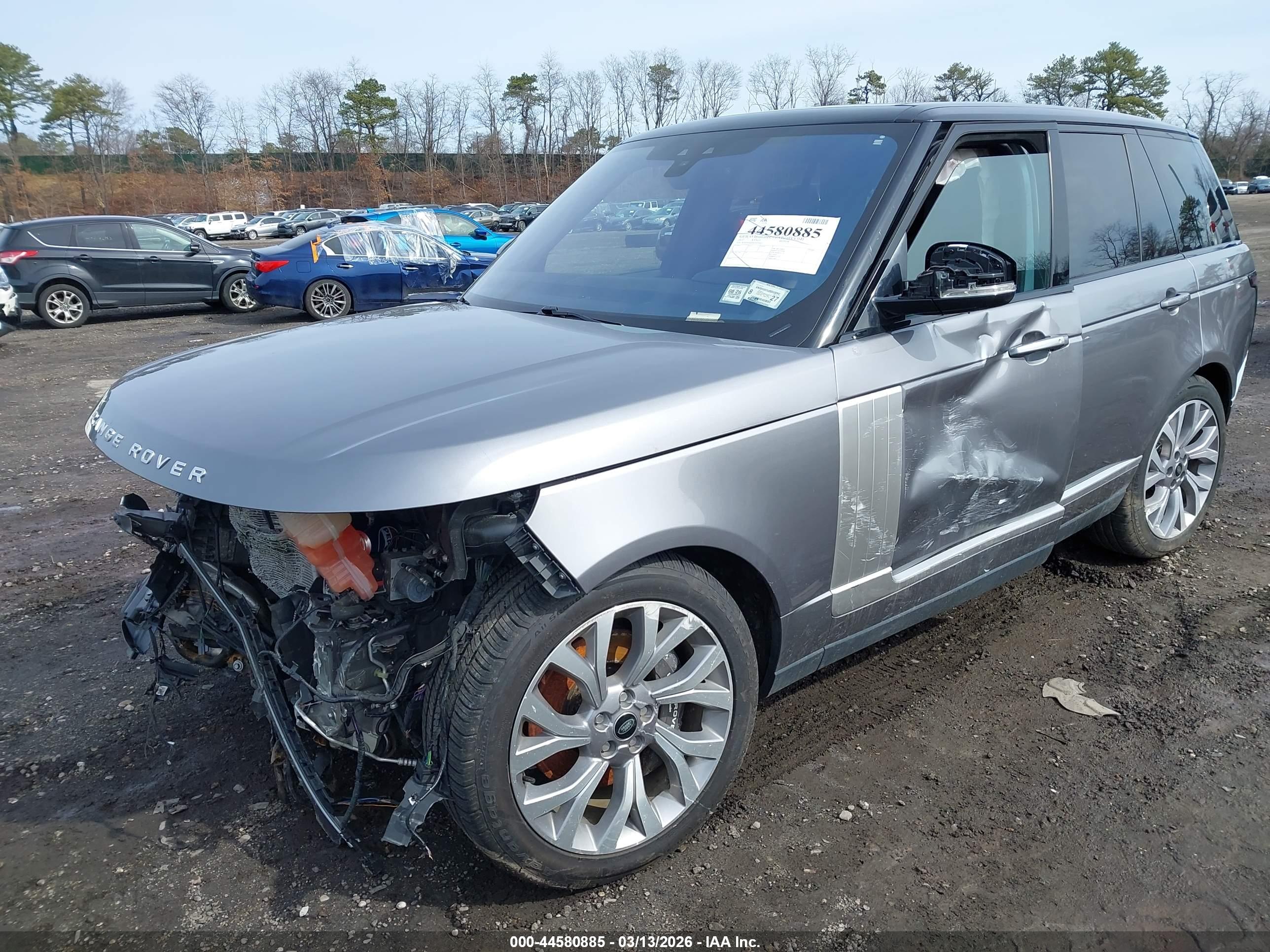 LAND ROVER image 2
