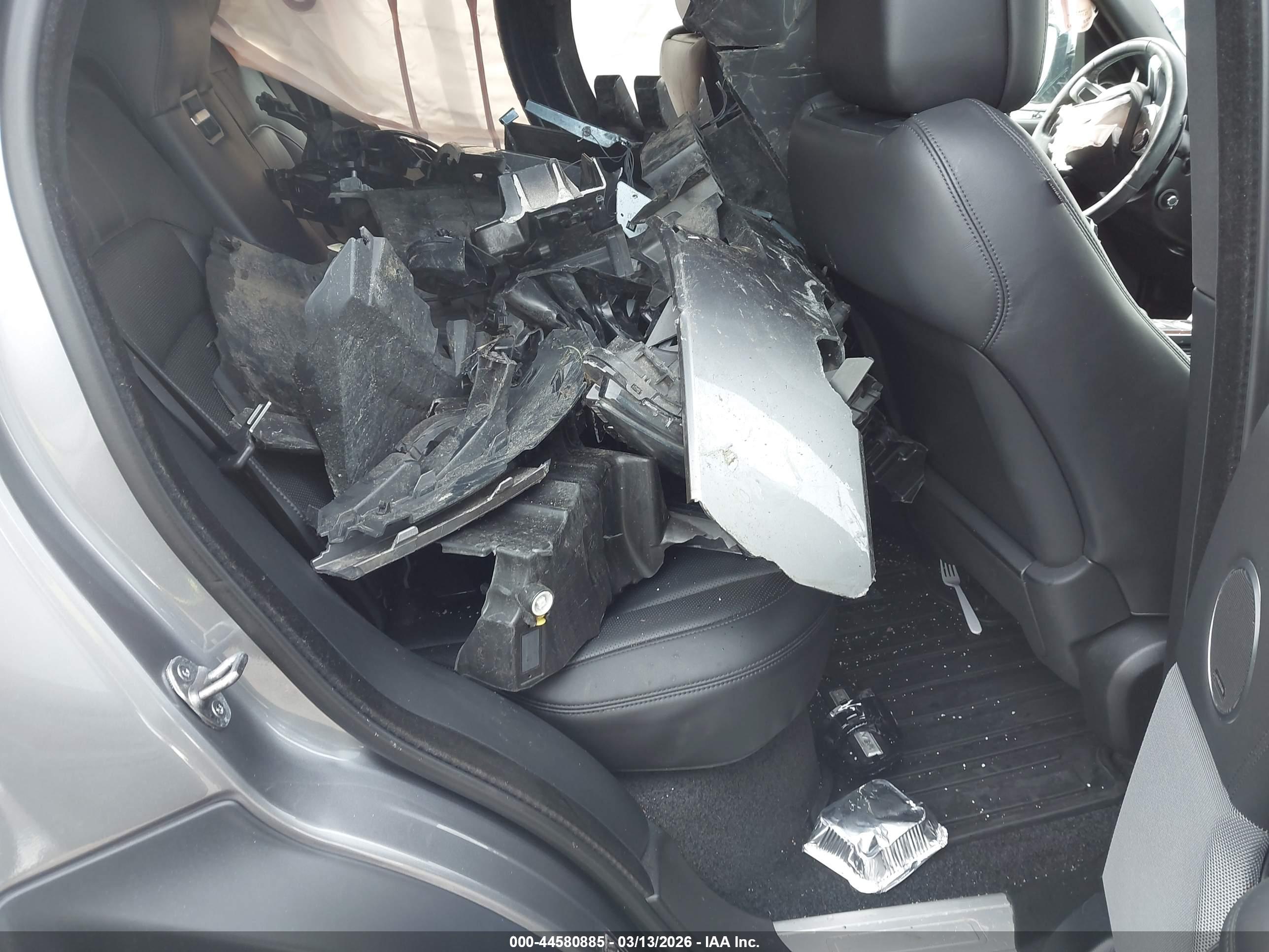 LAND ROVER image 8