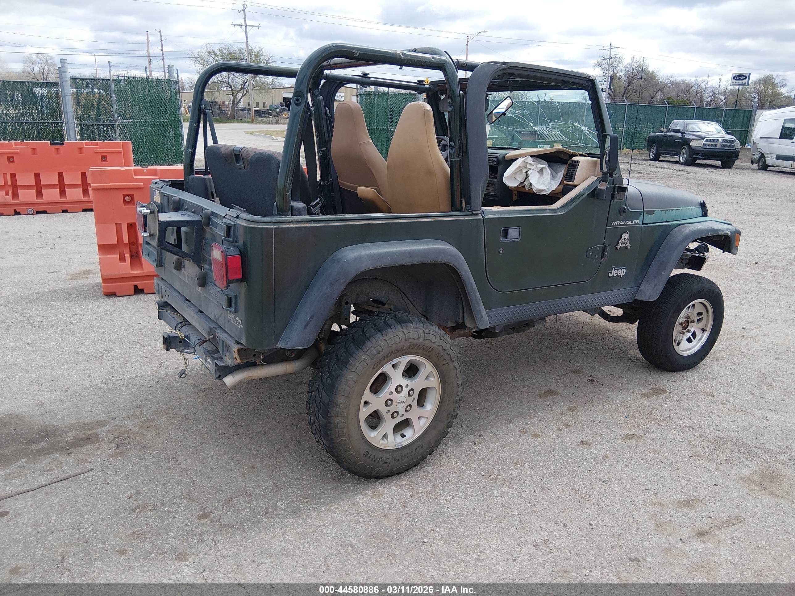 JEEP WRANGLER image 4