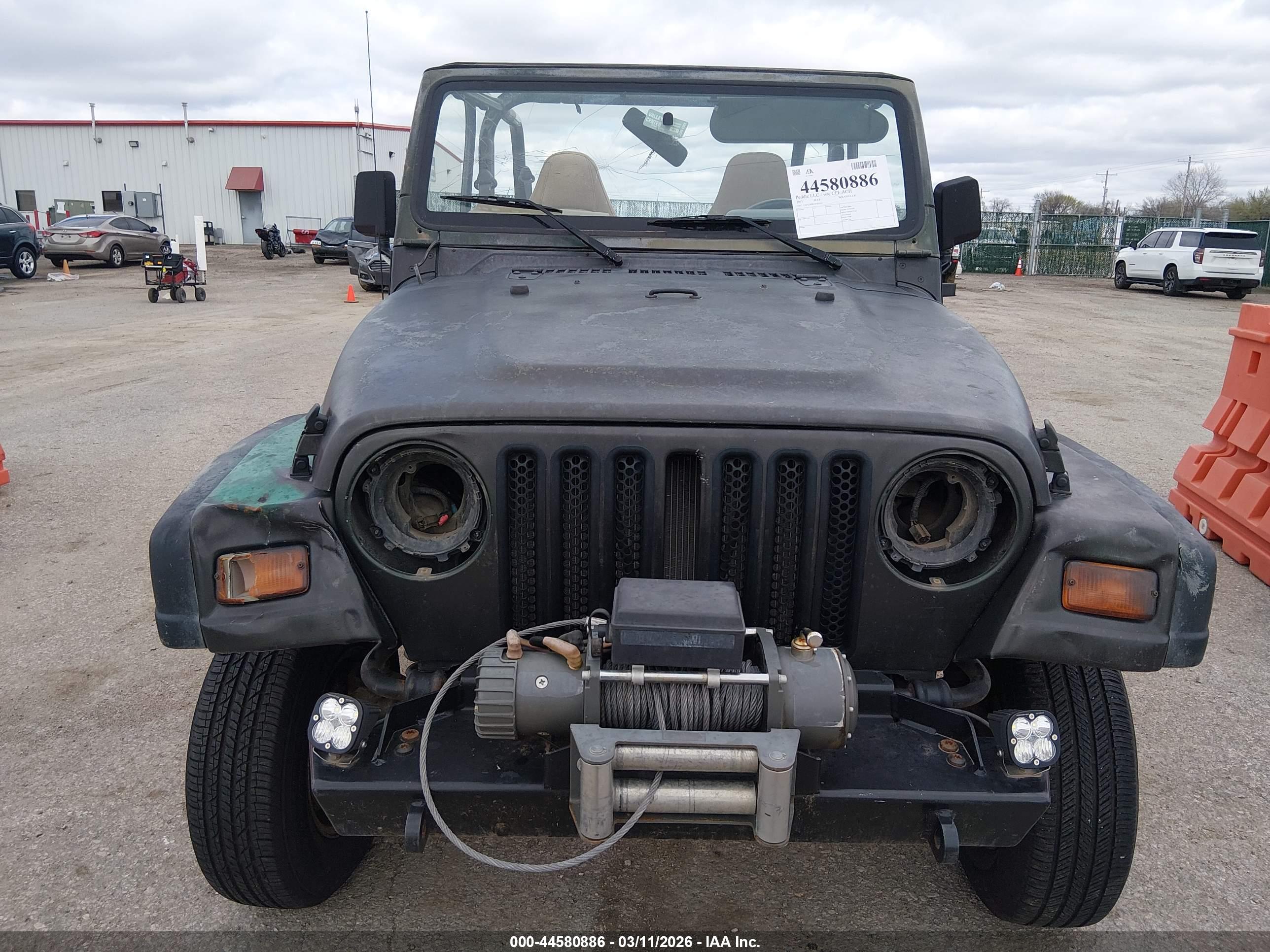 JEEP WRANGLER image 6