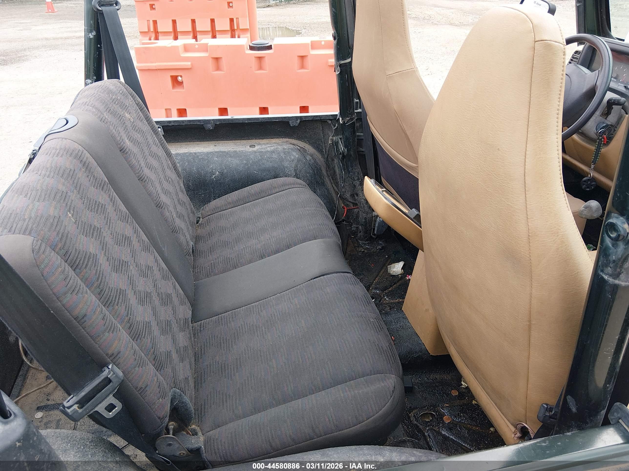 JEEP WRANGLER image 8